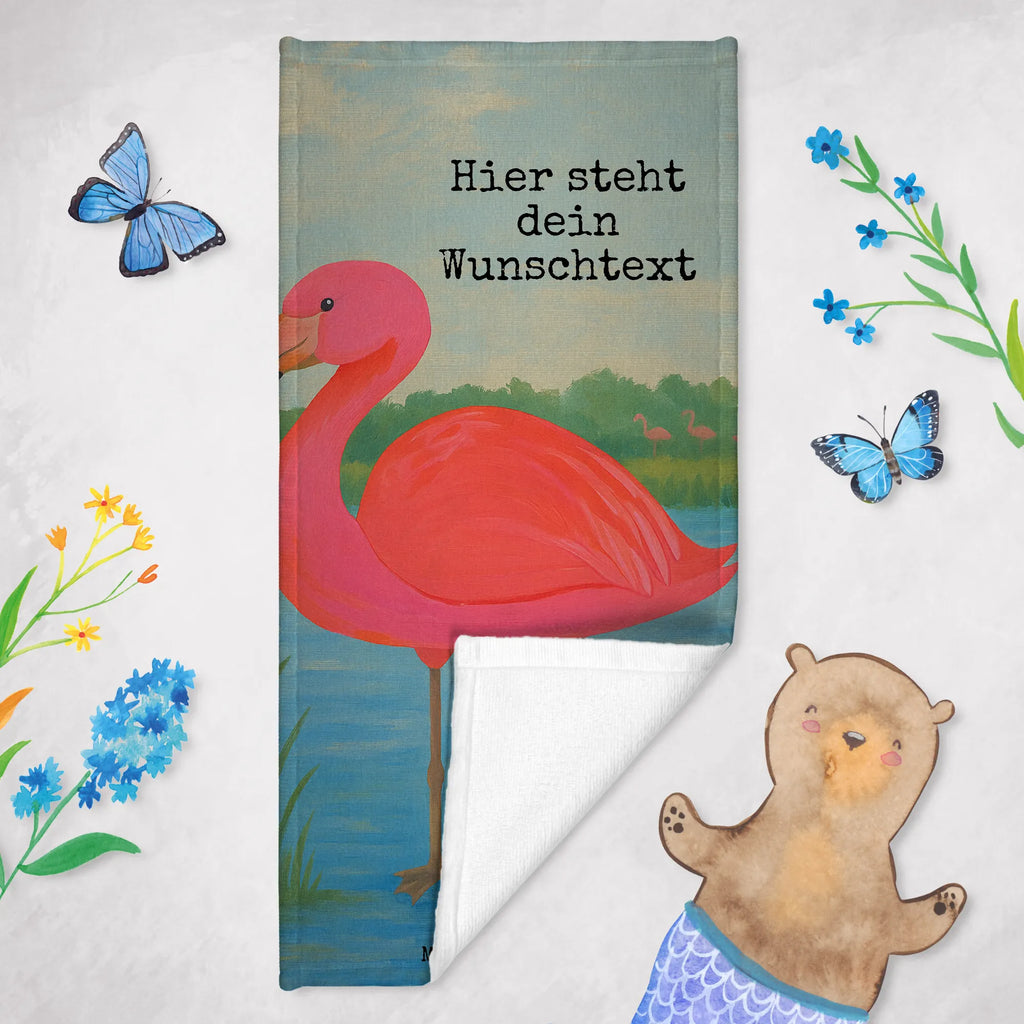Personalized Bath Towel flamingo Classic Design Kinder Handtuch mit Namen, Strandtuch mit Namen, Badetuch mit Namen, Personalisiertes Badetuch, Duschtuch mit Namen, Saunatuch mit Namen, Personalisiertes Handtuch, Flamingo, Selbstliebe, Freundin, Geschwister, Freundinnen, Sohn, Einzigartig, Stolz, für mich, ich, Außenseiter, Spruch, Tochter