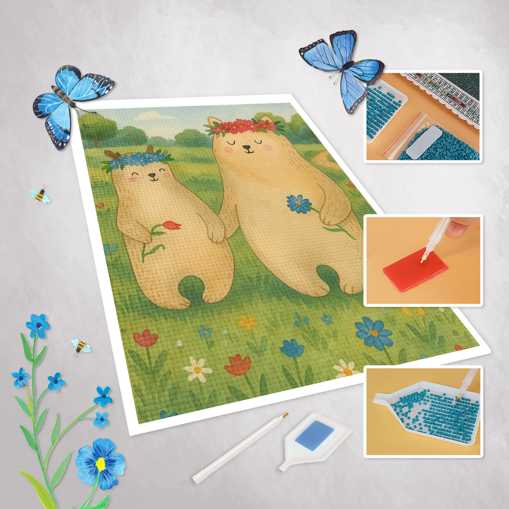 Diamond Painting Bären mit Blumenkranz Design Diamond Painting Schablone, Diamond Painting Tray, Diamond Painting Blumen, Diamond Painting Zubehör, Diamond Painting Leinwand, Diamond Painting, Diamond Painting Für Erwachsene, Diamant Stickerei, DIY Diamond Painting, Diamant Malerei, Diamond Painting Kit, Diamond Painting Geschenkidee, Diamond Painting Für Kinder, Kristallbild, Diamond Painting Full Drill, Diamond Painting Modern, Diamond Painting Partial Drill, Diamond Painting Bohrer, Diamond Painting Landschaft, Diamond Painting Schlüsselanhänger, Diamond Painting Deko, Diamond Painting Rundbohrer, 5D Diamant Malerei, Diamant Bild, Diamond Painting Pinzette, Diamond Painting Tablett, Diamond Painting Quadratbohrer, Diamond Art, Diamond Painting Puzzle, Diamond Painting Set, Strass Malerei, Diamant Mosaik, Diamond Painting Muster, Diamond Painting Motive, Diamond Painting Werkzeuge, Rhinestone Painting, Diamond Painting Tiere, Diamond Painting Profi Set, DIY Strass Bild, Diamond Painting Porträt, Diamond Painting Anfänger Set, Diamond Painting Klassisch, Familie, Vatertag, Muttertag, Bruder, Schwester, Mama, Papa, Oma, Opa, Töchter, Tochter, Mami, Lieblingsmensch, Mutter, beste Mutter, Bär, Lieblingsmama, Family, Mutti, Bären, Kind, weltbeste Mama, Kinder, Geschenk Mama. Muttertag, Vorbild