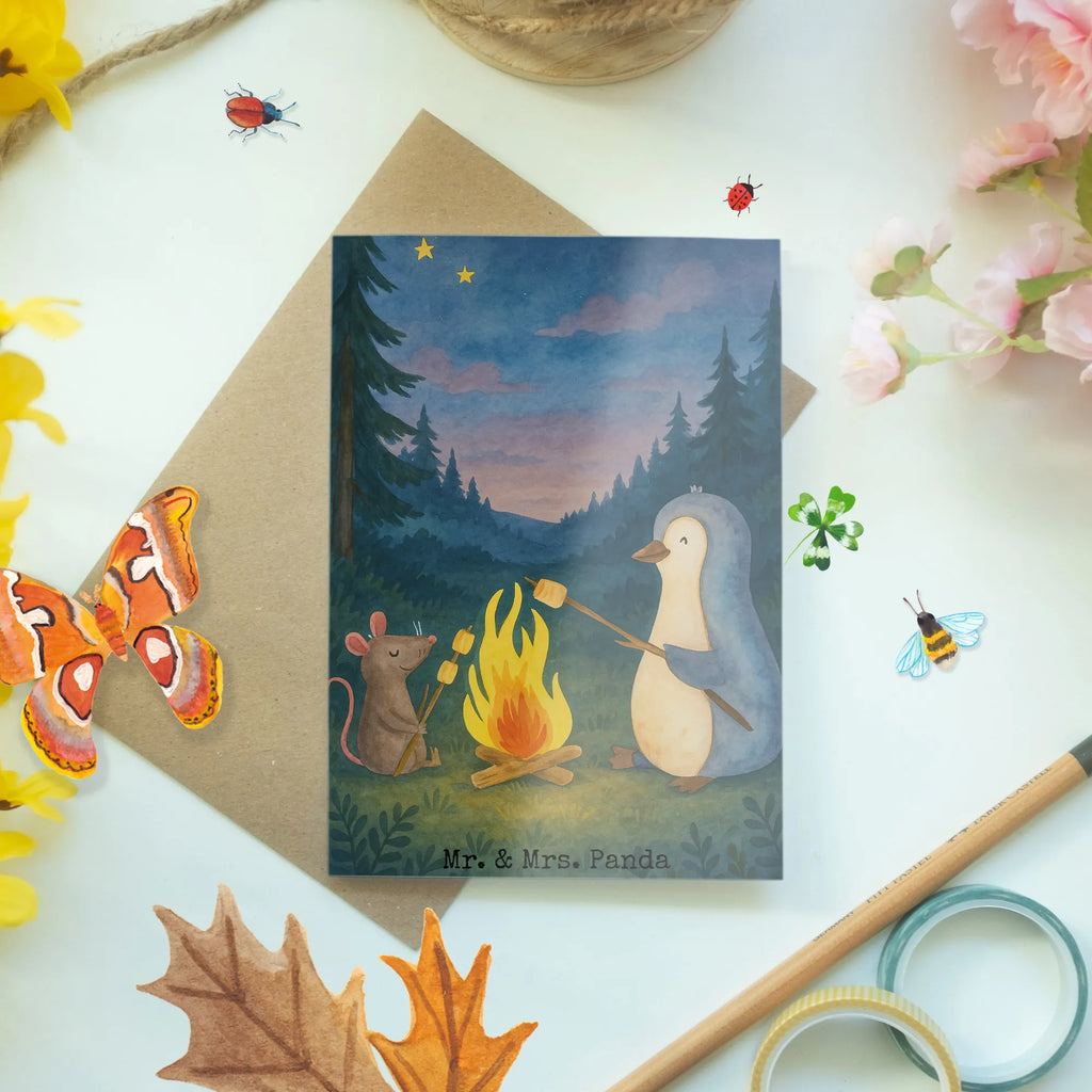 Greetings card Penguin campfire Design Grußkarte, Klappkarte, Einladungskarte, Glückwunschkarte, Hochzeitskarte, Geburtstagskarte, Karte, Ansichtskarten, Pinguin, Maus, Pinguine, Lagerfeuer, Leben, Arbeit, Job, Motivation, Büro, Büroalltag, Lebensspruch, Lebensmotivation, Neustart, Liebe, grillen, Feuer, Marshmallows