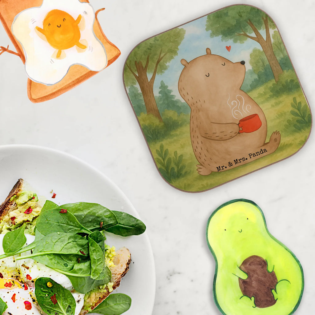 Untersetzer Bär Kaffee Design Korkuntersetzer, Untersetzer Gläser, Untersetzer aus Holz, Untersetzer Design, Getränkeuntersetzer, Untersetzer für Gläser, Glasuntersetzer, Bierdeckel, Holzuntersetzer, Tassen Untersetzer, Untersetzer, Untersetzer Holz, Bär, Teddy, Teddybär, Morgenroutine, Bären, guten Morgen, Motivation, Coffee, Welt retten, Kaffee, Welt erobern