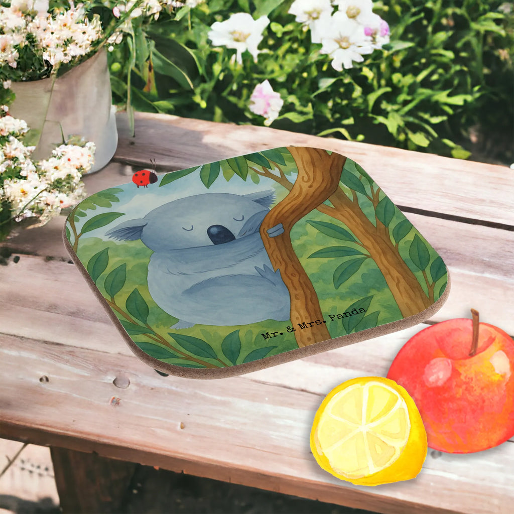 Untersetzer Koalabär Design Holzuntersetzer, Untersetzer, Tassen Untersetzer, Untersetzer aus Holz, Bierdeckel, Getränkeuntersetzer, Untersetzer Holz, Untersetzer Design, Glasuntersetzer, Untersetzer Gläser, Untersetzer für Gläser, Korkuntersetzer, Tiermotive, Gute Laune, lustige Sprüche, Tiere, Bär, Koala, schlafen, Koalabär, träumen, Traum, Schlafzimmer, Traumland