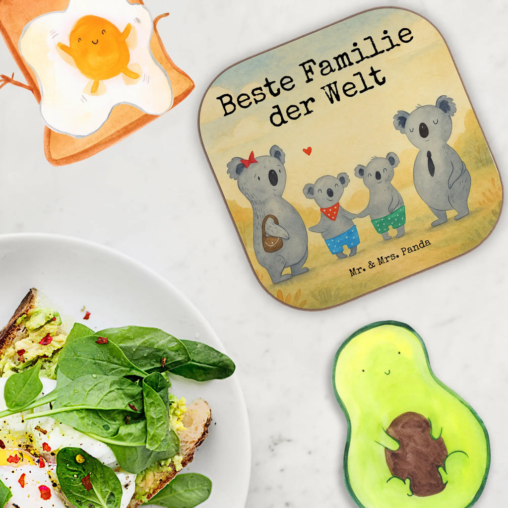 Square coaster Koala family with two kids Design Bierdeckel, Tassen Untersetzer, Getränkeuntersetzer, Untersetzer Gläser, Untersetzer, Korkuntersetzer, Untersetzer Holz, Untersetzer aus Holz, Untersetzer für Gläser, Holzuntersetzer, Untersetzer Design, Glasuntersetzer, Familie, Vatertag, Muttertag, Bruder, Schwester, Mama, Papa, Oma, Opa, Familienzeit, Koala, Koalafamilie, Familienleben, Lieblingsfamilie, beste Familie, Koalabär