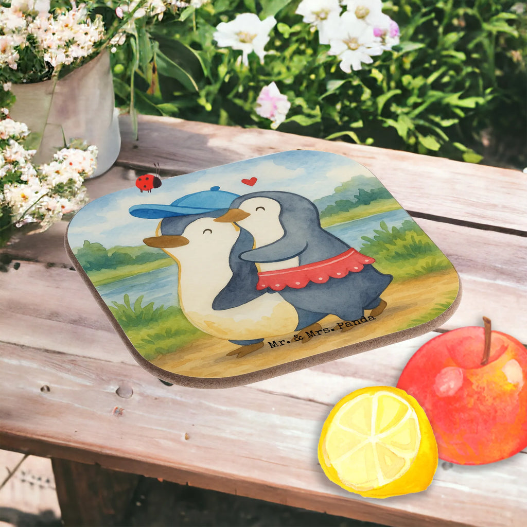 Untersetzer Pinguin Kleine Schwester Design Untersetzer Gläser, Tassen Untersetzer, Bierdeckel, Korkuntersetzer, Glasuntersetzer, Untersetzer für Gläser, Untersetzer, Untersetzer Design, Untersetzer Holz, Untersetzer aus Holz, Holzuntersetzer, Getränkeuntersetzer, Familie, Vatertag, Muttertag, Bruder, Schwester, Mama, Papa, Oma, Opa