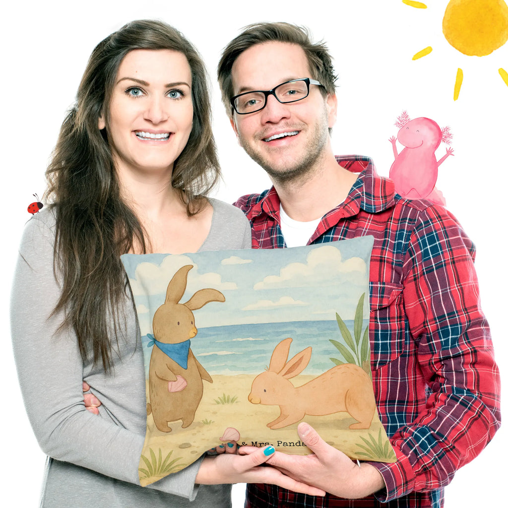 Cushion Bunnies with seashell Design Sofakissen, Couchkissen, Dekokissen, Kissen 40x40 Waschbar, Kopfkissen 40x40, Dekokissen Sofa, Motivkissen, Kopfkissen, Zierkissen, Kissenbezug 40x40, Sofakissen 40x40, sitzkissen, Kissen 40x40, Kissenbezüge, Dekokissen 40x40, Kissenhülle, sofakissen, Kissenhülle 40x40, Kissen, Familie, Vatertag, Muttertag, Bruder, Schwester, Mama, Papa, Oma, Opa, beste Freundin, Muscheln sammeln, Hasen, Freundinnen, best friends, Muscheln, BFF, Meer, Freundin