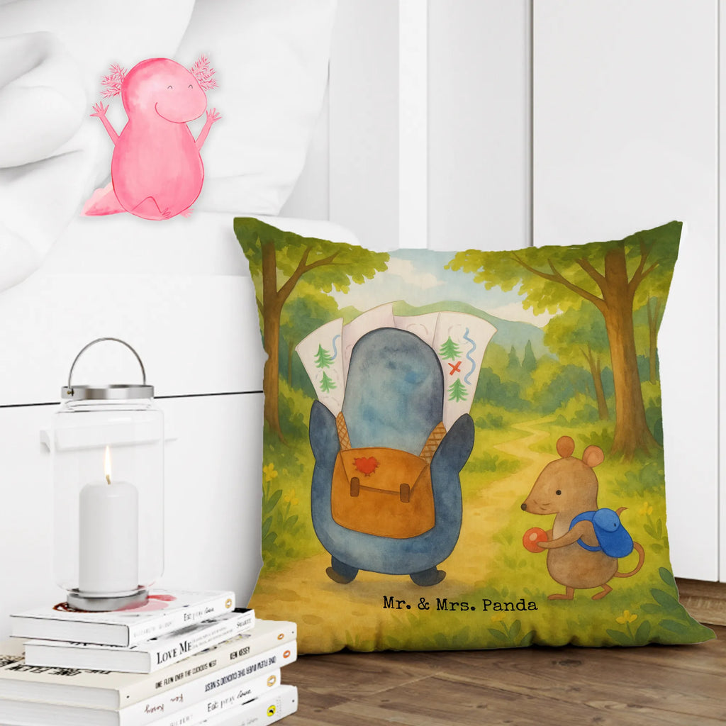 40x40 Kissen Pinguin & Maus Wanderer Design Sofakissen, Dekokissen Sofa, Kopfkissen 40x40, Dekokissen, Kissenbezug 40x40, Kissenbezüge, Zierkissen, Motivkissen, Kissen 40x40, Sofakissen 40x40, Kissen, Couchkissen, Kissenhülle, Dekokissen 40x40, Kissenhülle 40x40, Kopfkissen, sofakissen, Kissen 40x40 Waschbar, sitzkissen, Pinguin, Roadtrip, Abenteurer, Wanderlust, Abenteuer, Pinguine, Ausflug, wandern