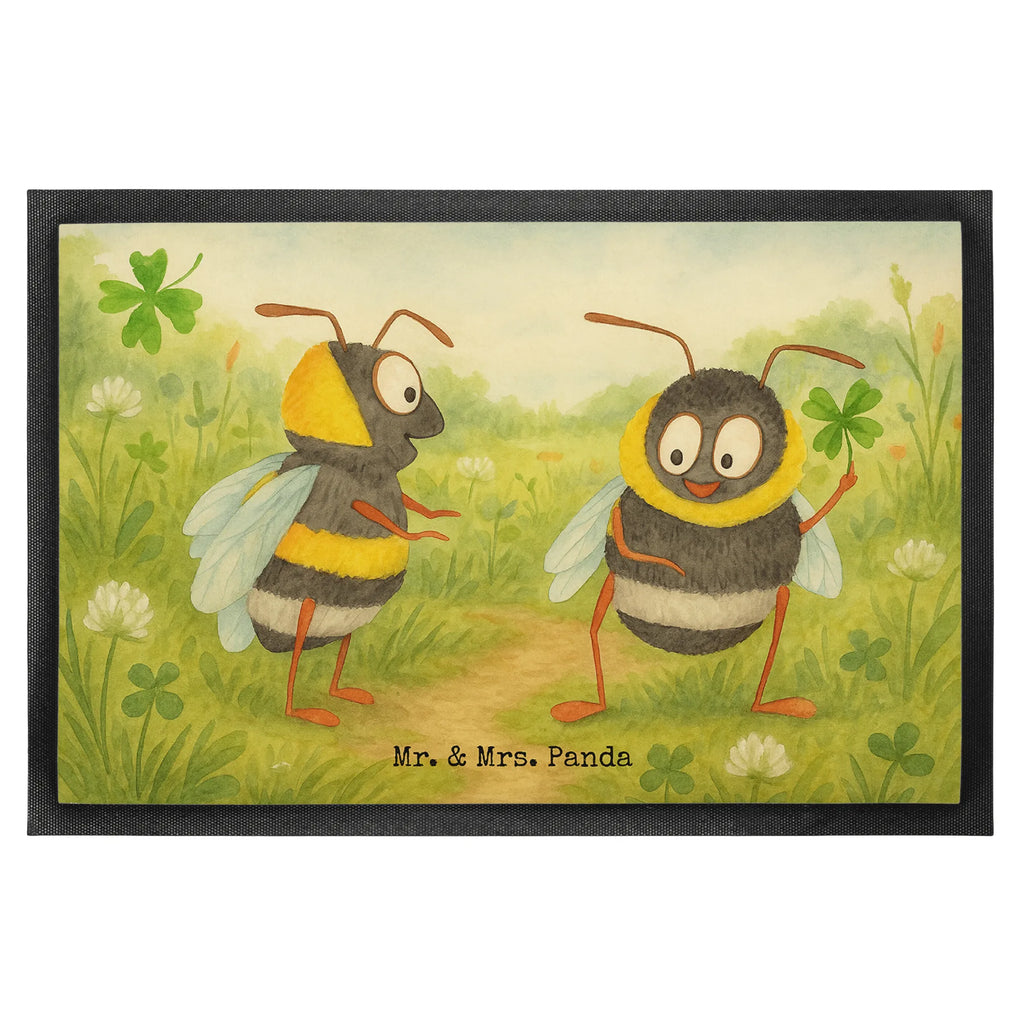 Fußmatte Hummeln Kleeblatt Design Fussmatten online, Sauberlaufmatte, Schmutzfangteppich, Haustürmatte, Schmutzfänger, Matte, Schmutzfangmatte, Türvorleger, Fußmatte outdoor, Fußabstreifer außen, Fußmatten, Fußmatte außen wetterfest, Fußabtreter, Gummi Matte, Fußabstreifer, Fußmatte außen, Eingangsteppich, Schmutzfangmatte waschbar, Fußmatte waschbar, Türmatte, Schmutzmatte, Fußmatte innen, Motivfußmatte, Fussmatten, Vorleger, Gummimatte, Fußabtreter außen, Tiermotive, Gute Laune, lustige Sprüche, Tiere, Hummel, glücklich werden, Biene, Spruch schön, glücklich sein, Spruch positiv, Biene Deko, Spruch fröhlich