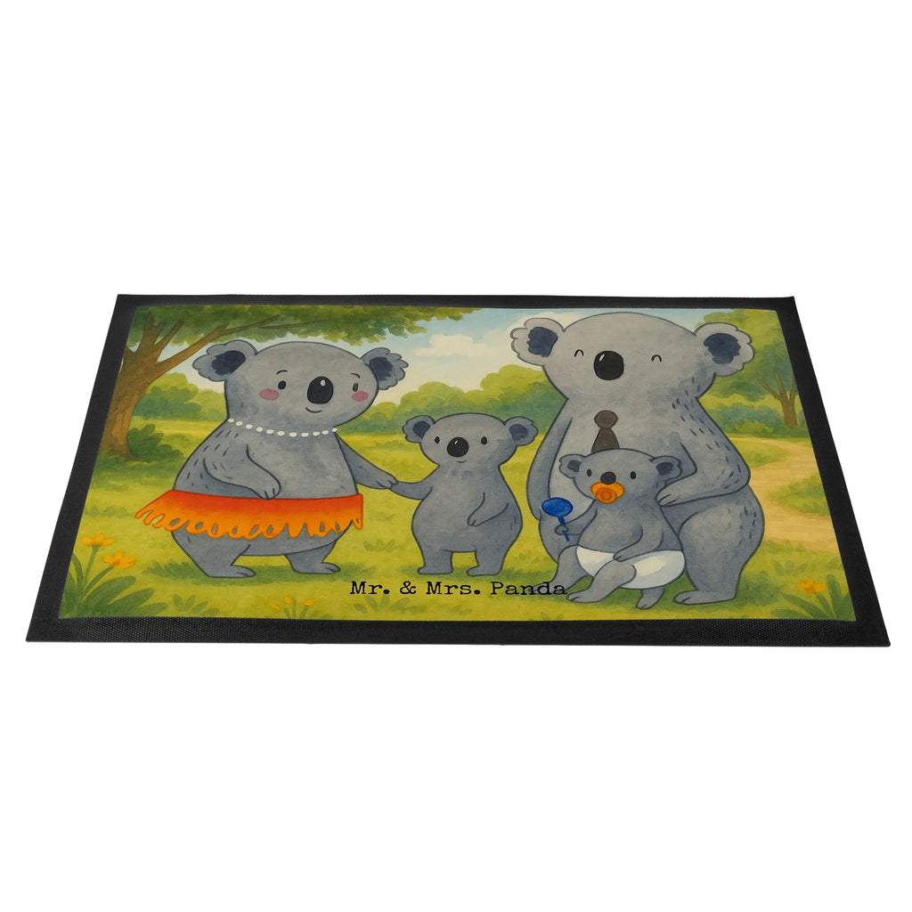 Doormat Koala Family Design Fußmatte außen wetterfest, Eingangsteppich, Gummimatte, Matte, Haustürmatte, Schmutzmatte, Fußabtreter, Schmutzfänger, Fußabstreifer, Motivfußmatte, Fußabtreter außen, Schmutzfangmatte waschbar, Fußmatten, Schmutzfangteppich, Sauberlaufmatte, Fußmatte außen, Fußabstreifer außen, Vorleger, Fussmatten online, Schmutzfangmatte, Fußmatte waschbar, Gummi Matte, Fußmatte outdoor, Fußmatte innen, Türmatte, Fussmatten, Türvorleger, Familie, Vatertag, Muttertag, Bruder, Schwester, Mama, Papa, Oma, Opa, Familienleben, Geschwister, Kinder, Koalas, Family, Koala