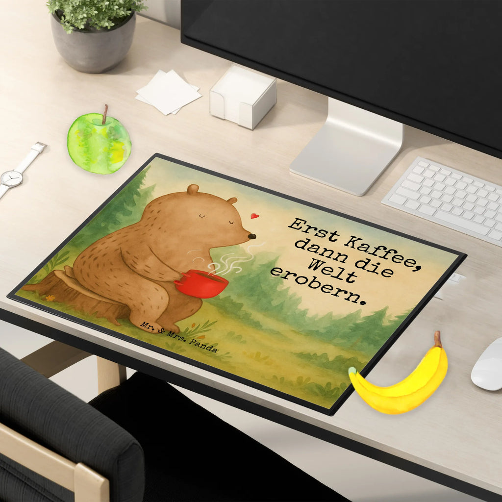 Desk pad bear Coffee Design Bürobedarf, Schreibtisch Unterlagen, Schreibunterlage, Schreibtischunterlage Groß, Schreibwaren, Büroartikel, Schreibtischauflage, Bär, Teddy, Teddybär, Welt retten, Welt erobern, Kaffee, Bären, Motivation, Morgenroutine, guten Morgen, Coffee