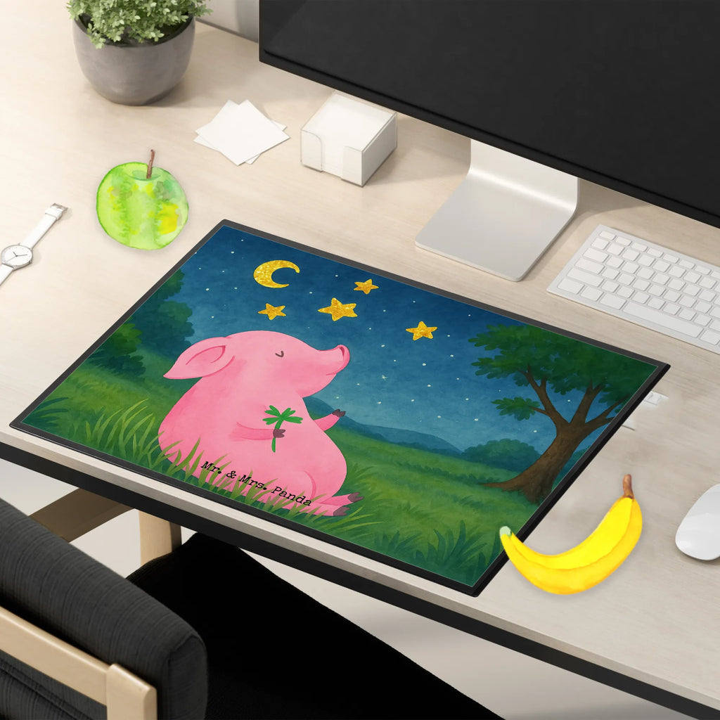 Schreibtischunterlage Schwein Glück Design Schreibwaren, Bürobedarf, Schreibtisch Unterlagen, Schreibtischunterlage Groß, Schreibunterlage, Schreibtischauflage, Büroartikel, Tiermotive, Gute Laune, lustige Sprüche, Tiere, Motivation, Glücksbringer, Träume, Sterne, Schweinchen, Sernchen, Glücksschwein. Glück, Schwein, Ziele
