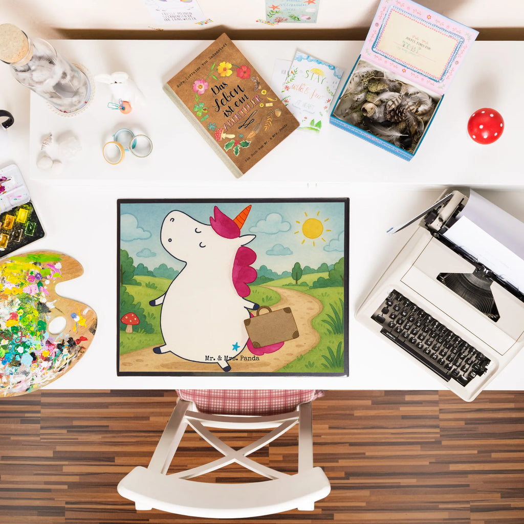 Schreibtischunterlage Einhorn Koffer Design Schreibunterlage, Schreibtischauflage, Bürobedarf, Büroartikel, Schreibwaren, Schreibtisch Unterlagen, Schreibtischunterlage Groß, Einhorn, Einhörner, Einhorn Deko, Unicorn, unicorn, Koffer, Verreisen, Reise, Gepäck, Abenteuer, Erwachsen, Kind, albern, Spaß, lustig, witzig