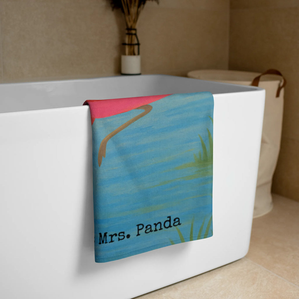 XL Badehandtuch Flamingo Classic Design Handtuch XL Für Kinder, Großes Handtuch, XL Handtuch Grau, Handtuch XL Modern, Handtuch Für Erwachsene XL, Handtuch XL Klassisch, Flauschiges Handtuch XL, Weiches XL Handtuch, Nachhaltiges Handtuch XL, Waschbares Handtuch XL, Design Handtuch XL, Handtuch XL Für Männer, Duschtuch XL, Umweltfreundliches Handtuch Groß, Saugfähiges Großes Handtuch, Pflegeleichtes Handtuch Groß, Handtuch Übergröße, Badetuch Extra Groß, Handtuch XL Geschenkidee, XL Handtuch Mit Muster, Handtuch Für Strand XL, Handtuch Groß Für Sport, Handtuch XL Aus Baumwolle, Handtuch Für Wellness, XL Handtuch, Großes Handtuch Unifarben, Großes Handtuch Für Badezimmer, XL Handtuch Aus Bio Baumwolle, Badehandtuch XL, Mikrofaser Handtuch XL, XL Handtuch Bunt, Handtuch Für Sauna Groß, Strapazierfähiges XL Handtuch, Saunatuch XL, Handtuch XL Für Frauen, Handtuch Für Dusche XL, Handtuch Für Große Personen, XL Handtuch Weiß, Extra Großes Handtuch, Flamingo, Freundinnen, Freundin, Geschwister, ich, Außenseiter, Selbstliebe, Spruch, Einzigartig, für mich, Tochter, Stolz, Sohn