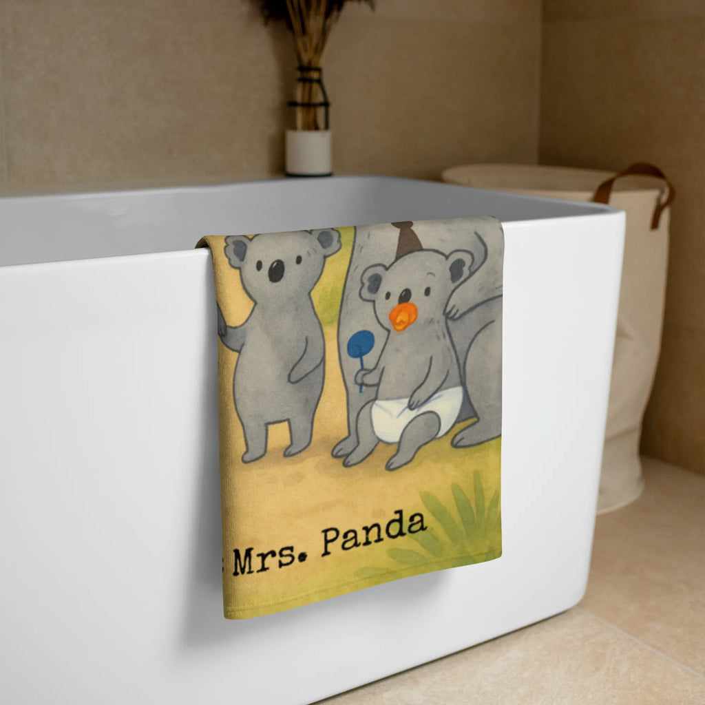 XL bath towel Koala Family Design Waschbares Handtuch XL, Handtuch Für Wellness, Handtuch XL Für Frauen, Handtuch XL Aus Baumwolle, Mikrofaser Handtuch XL, Handtuch XL Modern, Großes Handtuch, Handtuch Für Sauna Groß, Großes Handtuch Unifarben, Handtuch XL Für Kinder, Strapazierfähiges XL Handtuch, Flauschiges Handtuch XL, Handtuch Groß Für Sport, Design Handtuch XL, Handtuch XL Für Männer, XL Handtuch Aus Bio Baumwolle, Duschtuch XL, XL Handtuch Grau, Extra Großes Handtuch, Weiches XL Handtuch, Handtuch Für Große Personen, Saugfähiges Großes Handtuch, Großes Handtuch Für Badezimmer, XL Handtuch Mit Muster, XL Handtuch, XL Handtuch Bunt, Handtuch Übergröße, Saunatuch XL, Badetuch Extra Groß, Umweltfreundliches Handtuch Groß, XL Handtuch Weiß, Handtuch Für Strand XL, Handtuch XL Klassisch, Handtuch Für Dusche XL, Badehandtuch XL, Handtuch XL Geschenkidee, Handtuch Für Erwachsene XL, Nachhaltiges Handtuch XL, Pflegeleichtes Handtuch Groß, Familie, Vatertag, Muttertag, Bruder, Schwester, Mama, Papa, Oma, Opa, Geschwister, Familienleben, Family, Koalas, Koala, Kinder