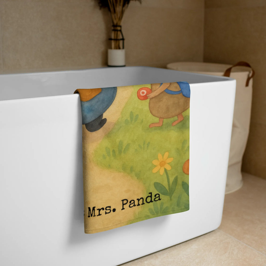 XL Badehandtuch Pinguin & Maus Wanderer Design Handtuch Für Große Personen, Umweltfreundliches Handtuch Groß, Handtuch Für Strand XL, Handtuch XL Modern, Handtuch Für Sauna Groß, Großes Handtuch, XL Handtuch Grau, XL Handtuch Bunt, XL Handtuch Mit Muster, Handtuch Für Erwachsene XL, Weiches XL Handtuch, Handtuch XL Für Männer, Duschtuch XL, Waschbares Handtuch XL, Handtuch Übergröße, Großes Handtuch Unifarben, Handtuch XL Geschenkidee, Mikrofaser Handtuch XL, Großes Handtuch Für Badezimmer, Handtuch Für Wellness, Strapazierfähiges XL Handtuch, Pflegeleichtes Handtuch Groß, Handtuch XL Für Kinder, Badetuch Extra Groß, XL Handtuch Aus Bio Baumwolle, Handtuch XL Klassisch, Handtuch Groß Für Sport, Saugfähiges Großes Handtuch, Badehandtuch XL, Nachhaltiges Handtuch XL, Design Handtuch XL, Extra Großes Handtuch, Handtuch Für Dusche XL, XL Handtuch, Flauschiges Handtuch XL, Handtuch XL Für Frauen, Saunatuch XL, Handtuch XL Aus Baumwolle, XL Handtuch Weiß, Pinguin, Abenteuer, wandern, Ausflug, Abenteurer, Pinguine, Roadtrip, Wanderlust