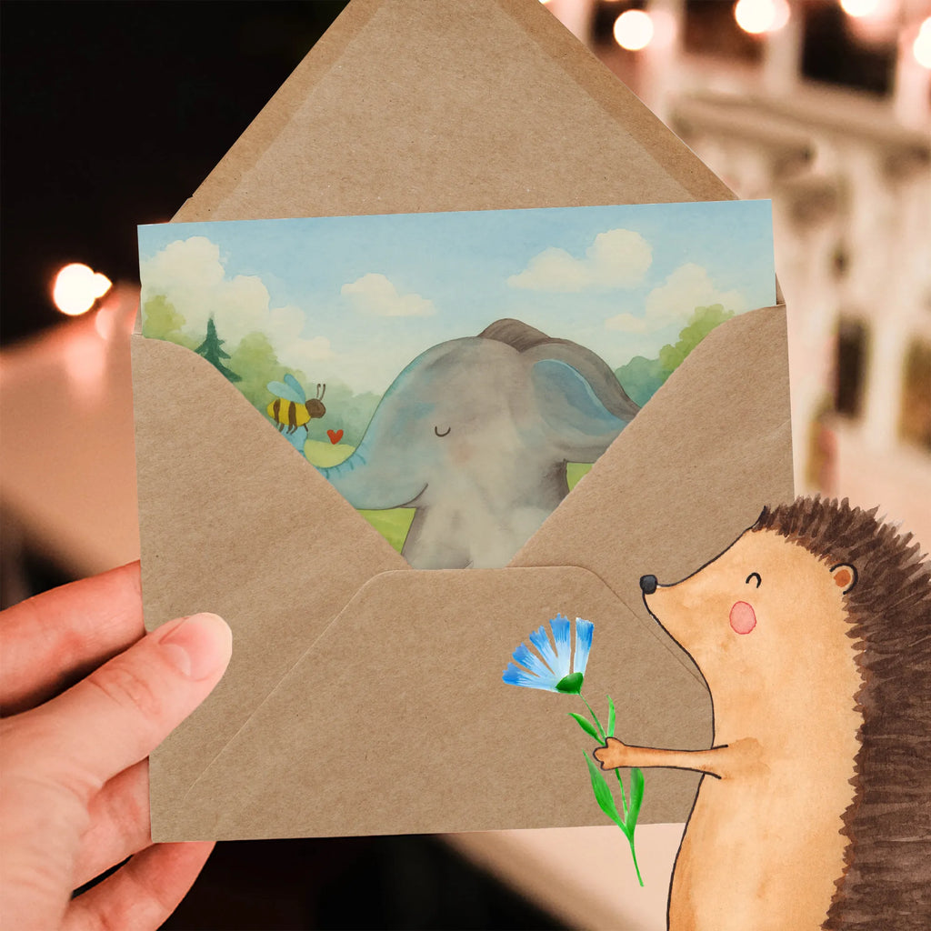 Deluxe Card elephant bee Design Karte, Grußkarte, Klappkarte, Einladungskarte, Glückwunschkarte, Hochzeitskarte, Geburtstagskarte, Hochwertige Grußkarte, Hochwertige Klappkarte, Tiermotive, Gute Laune, lustige Sprüche, Tiere, Elefant, Biene, Liebe, Liebesbeweis, Jahrestag, Liebesgeschenk, Heiratsantrag, Hochzeitsgeschenk, Liebesspruch
