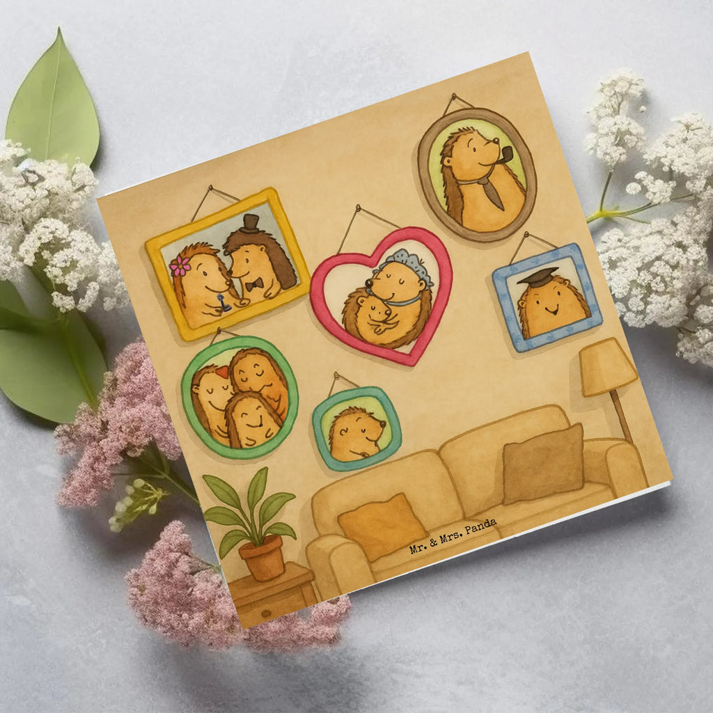 Deluxe Card Hedgehog family Design Karte, Grußkarte, Klappkarte, Einladungskarte, Glückwunschkarte, Hochzeitskarte, Geburtstagskarte, Hochwertige Grußkarte, Hochwertige Klappkarte, Familie, Vatertag, Muttertag, Bruder, Schwester, Mama, Papa, Oma, Opa, Liebe, Igel, Bilder, Zusammenhalt, Glück