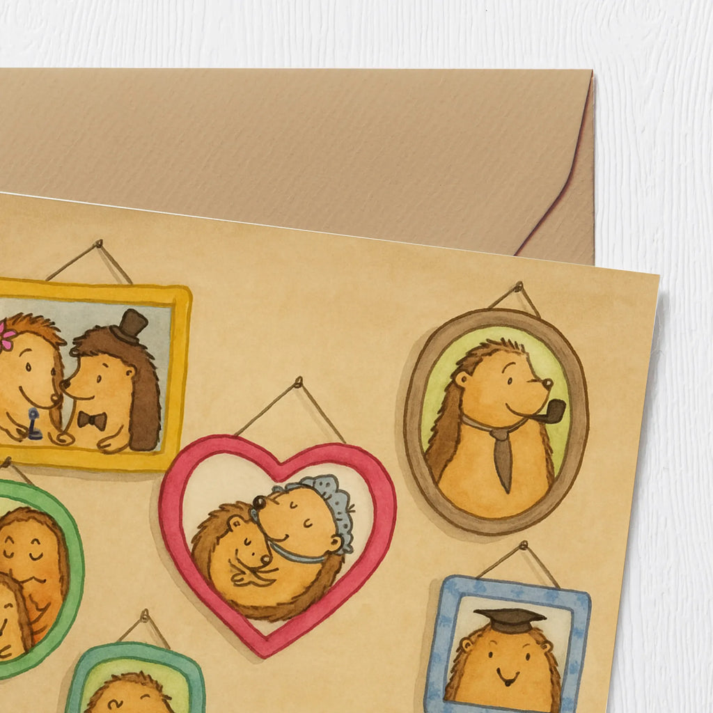 Deluxe Card Hedgehog family Design Karte, Grußkarte, Klappkarte, Einladungskarte, Glückwunschkarte, Hochzeitskarte, Geburtstagskarte, Hochwertige Grußkarte, Hochwertige Klappkarte, Familie, Vatertag, Muttertag, Bruder, Schwester, Mama, Papa, Oma, Opa, Liebe, Igel, Bilder, Zusammenhalt, Glück