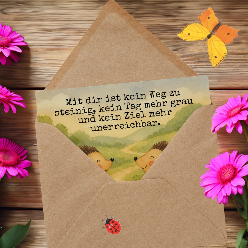 Deluxe Card Hedgehogs in love Design Karte, Grußkarte, Klappkarte, Einladungskarte, Glückwunschkarte, Hochzeitskarte, Geburtstagskarte, Hochwertige Grußkarte, Hochwertige Klappkarte, Liebe, Partner, Freund, Freundin, Ehemann, Ehefrau, Heiraten, Verlobung, Heiratsantrag, Liebesgeschenk, Jahrestag, Hocheitstag, Verliebt, Verlobt, Verheiratet, Geschenk, Liebesbeweis, Hochzeitstag, Hochzeit, Igel