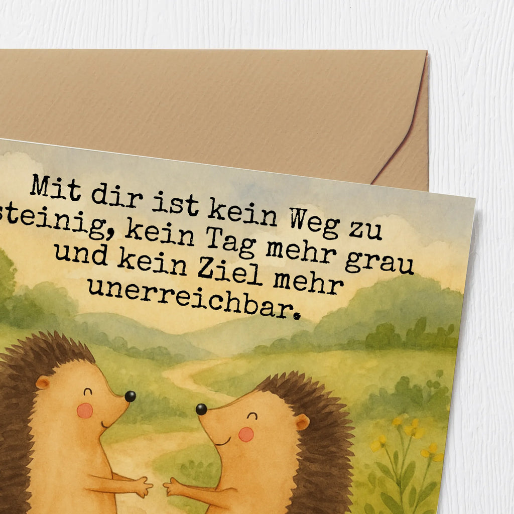 Deluxe Card Hedgehogs in love Design Karte, Grußkarte, Klappkarte, Einladungskarte, Glückwunschkarte, Hochzeitskarte, Geburtstagskarte, Hochwertige Grußkarte, Hochwertige Klappkarte, Liebe, Partner, Freund, Freundin, Ehemann, Ehefrau, Heiraten, Verlobung, Heiratsantrag, Liebesgeschenk, Jahrestag, Hocheitstag, Verliebt, Verlobt, Verheiratet, Geschenk, Liebesbeweis, Hochzeitstag, Hochzeit, Igel