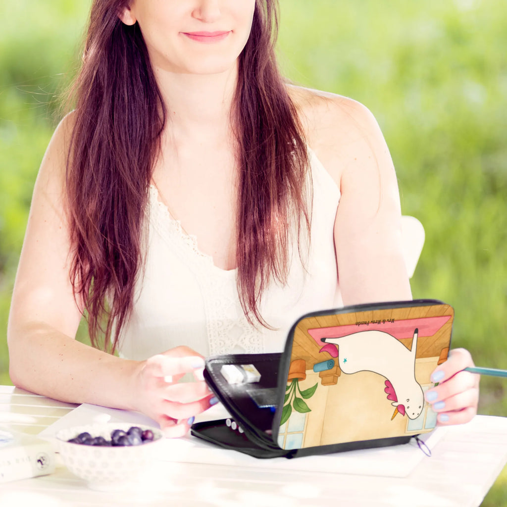 Leather folder unicorn yoga Design Motiv, Schüler, Grundschule, Federmappe Einschulung, Federmappe, Schülerin, Einschulung, Federmäppchen bedruckt, Büro Stifte Etui, Federmäppchen, Kinder Federmappe, Schule, Stifterolle, Geschenk, Stifte Etui, Stiftetasche, Bestückte Federmappe, Kind, Einhorn, Einhörner, Einhorn Deko, Unicorn, Yogamatte, Entspannung, Joga, Namaste, Sport, süß, Yoga, lustig, witzig, Achtsamkeit