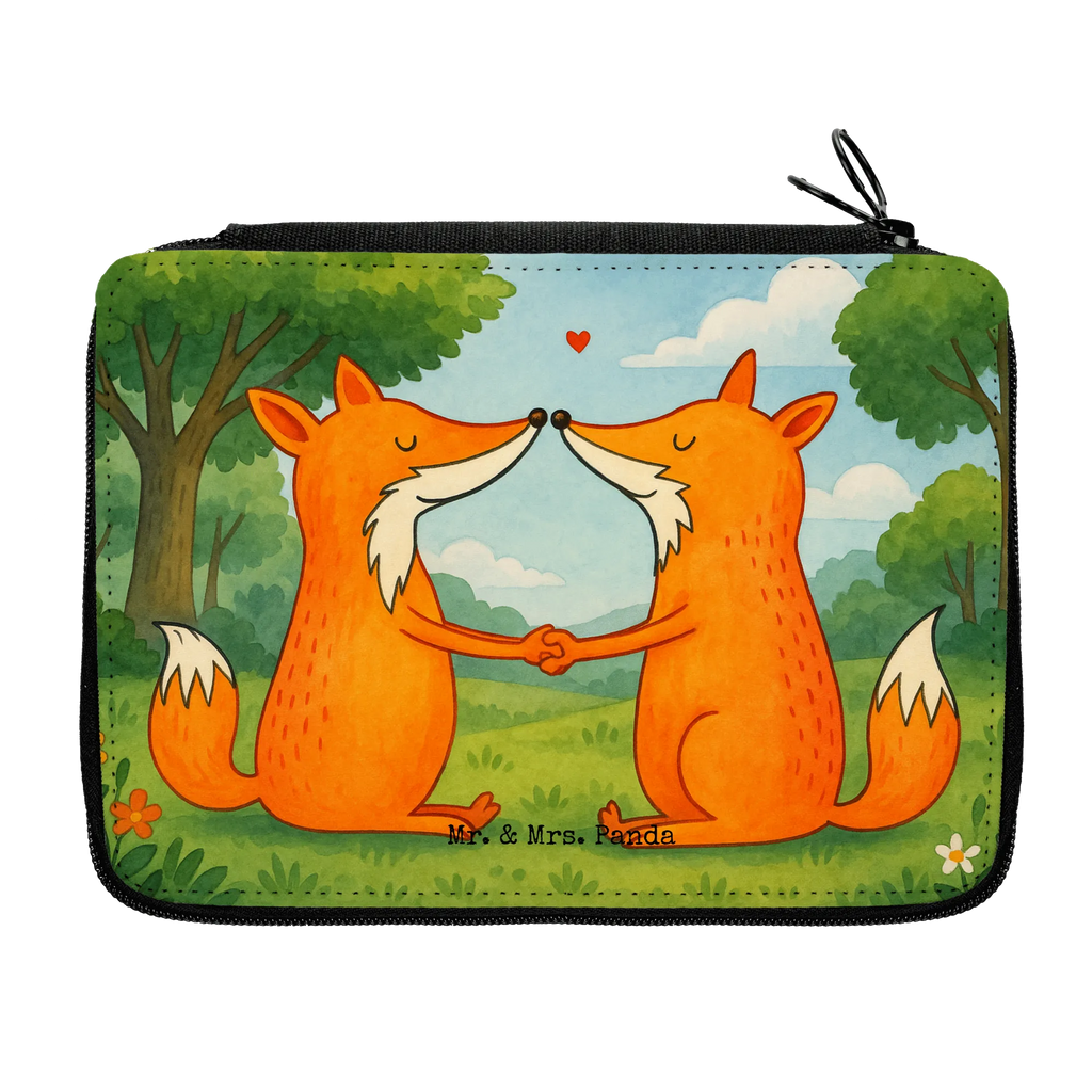Leather folder foxes Love Design Bestückte Federmappe, Schüler, Schülerin, Schule, Büro Stifte Etui, Kind, Geschenk, Kinder Federmappe, Grundschule, Stiftetasche, Stifte Etui, Federmappe Einschulung, Stifterolle, Federmappe, Federmäppchen bedruckt, Motiv, Einschulung, Federmäppchen, Fuchs, Liebespaar, Ehemann, Ehefrau, Fox, Paar, Verlobte, Füchse, Liebesbeweis, Partner, Ehe, Freund, Liebe, Freundin