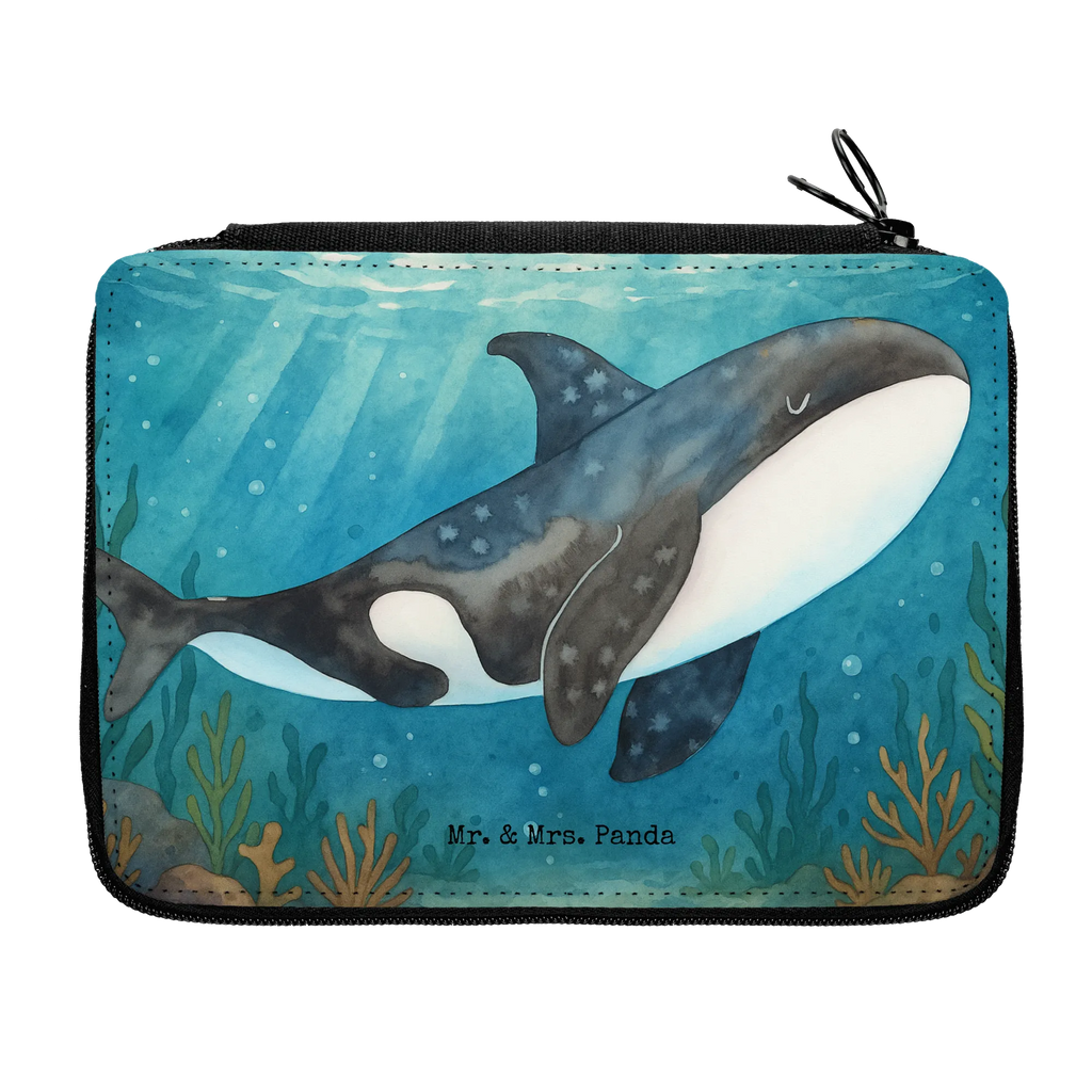 Leather folder Orca Design Federmappe, Stiftetasche, Stifte Etui, Schule, Einschulung, Geschenk, Kind, Schüler, Schülerin, Stifterolle, Federmäppchen, Motiv, Grundschule, Federmäppchen bedruckt, Büro Stifte Etui, Bestückte Federmappe, Kinder Federmappe, Federmappe Einschulung, Meerestiere, Meer, Urlaub, Orca, Orcas, Killerwal, Wal, Möglichkeiten, Büro, Arbeit, Motivation, Selbstliebe, Neustart, Startup