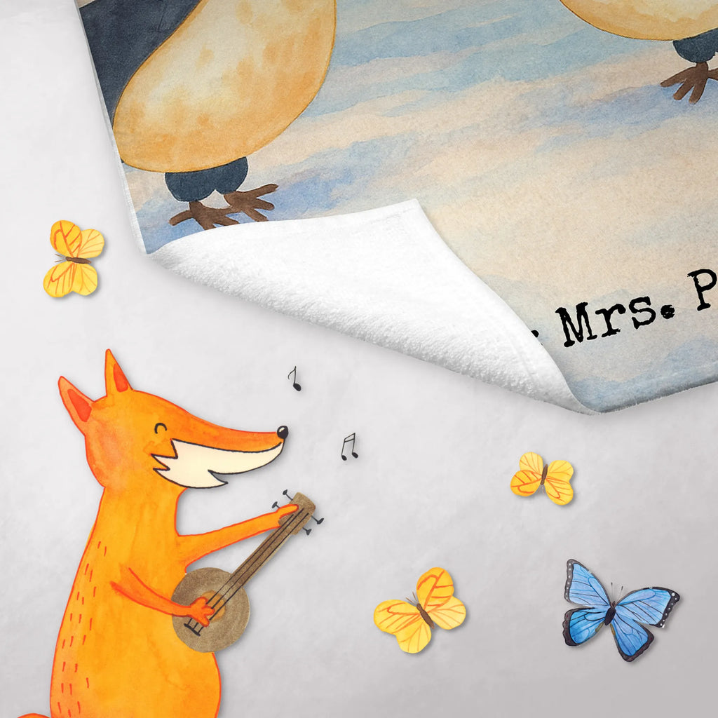 Personalisiertes Gästehandtuch Pinguine Kuss Design Gästehandtuch Weich Mit Namen, Gästehandtuch Schwarz Mit Namen, Gästehandtuch Mit Namen, Gästehandtücher Mit Wunschtext, Gästehandtuch Bad Mit Wunschtext, Gästehandtuch Klassisch Mit Wunschtext, Handtuch Für Toilette Personalisiert, Gäste-Tuch Mit Wunschtext, Handtuch Für Gäste-WC Mit Name, Waschhandtuch Mit Wunschtext, Gästehandtuch Badezimmer Personalisiert, Gästehandtuch Beige Mit Gravur, Gästehandtuch Schnell Trocknend Mit Wunschtext, Gästehandtuch Bunt Personalisiert, Gästehandtuch Strapazierfähig Mit Text, Gästehandtuch Waschbar Mit Name, Gästehandtuch Nachhaltig Personalisiert, Gästehandtuch Hochwertig Personalisiert, Gästehandtuch Baumwolle Mit Namen, Gästehandtuch Für Hotels Mit Gravur, Personalisiertes Gästehandtuch, Handtuch Gästezimmer Mit Namen, Gästehandtuch Set Personalisiert, Gästehandtuch Grau Mit Wunschtext, Handtuch Klein Mit Namen, Gästehandtuch Modern Mit Namen, Gästehandtuch Saugfähig Mit Wunschtext, Gästehandtuch 30x50 Mit Name, Handtuch Gästeformat Mit Gravur, Gästehandtuch Weiß Mit Namen, Gästehandtuch Pflegeleicht Mit Gravur, Handtuch Für Gäste Mit Name, Kleines Handtuch Personalisiert, Gästehandtuch Ökologisch Mit Namen, Gästehandtuch Mit Bordüre Und Wunschtext, Gästehandtuch Mit Muster Und Name, Gästehandtuch Bio Baumwolle Mit Text, Liebe, Partner, Freund, Freundin, Ehemann, Ehefrau, Heiraten, Verlobung, Heiratsantrag, Liebesgeschenk, Jahrestag, Hocheitstag, Geschenk für Partner, Geschenk für Freundin, für Ehemann, Valentinstag, Geschenk für Frauen, Hochzeitstag, für Männer, Liebesbeweis, Mitbringsel