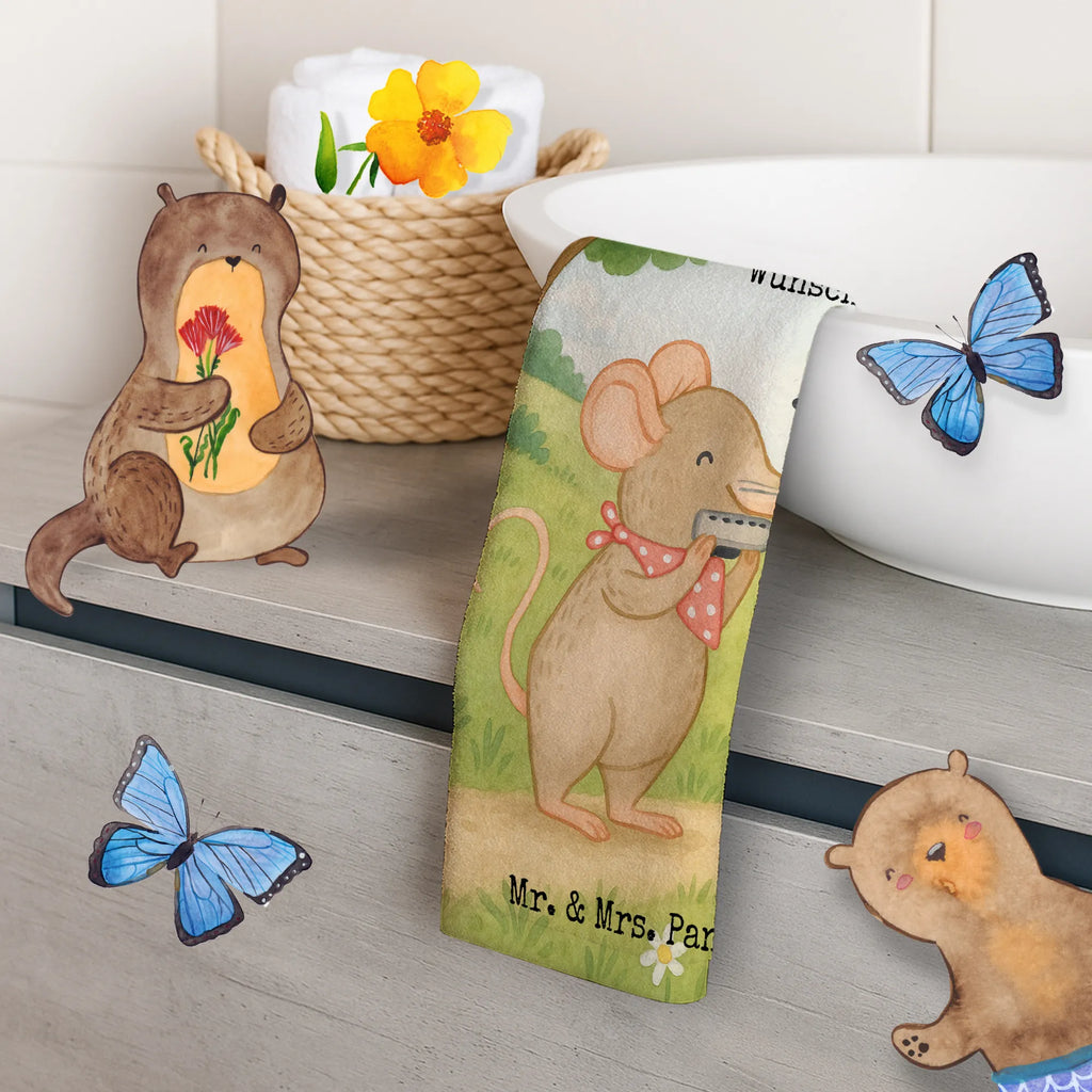 Personalisiertes Gästehandtuch Maus Mundharmonika Design Gästehandtuch Bad Mit Wunschtext, Gästehandtuch 30x50 Mit Name, Gästehandtuch Beige Mit Gravur, Gästehandtuch Set Personalisiert, Handtuch Gästezimmer Mit Namen, Gästehandtuch Baumwolle Mit Namen, Gästehandtuch Für Hotels Mit Gravur, Handtuch Gästeformat Mit Gravur, Gästehandtuch Schwarz Mit Namen, Gäste-Tuch Mit Wunschtext, Handtuch Für Gäste-WC Mit Name, Gästehandtuch Strapazierfähig Mit Text, Gästehandtuch Mit Namen, Handtuch Klein Mit Namen, Gästehandtuch Saugfähig Mit Wunschtext, Gästehandtuch Weich Mit Namen, Gästehandtuch Schnell Trocknend Mit Wunschtext, Kleines Handtuch Personalisiert, Personalisiertes Gästehandtuch, Gästehandtuch Pflegeleicht Mit Gravur, Gästehandtuch Mit Muster Und Name, Waschhandtuch Mit Wunschtext, Gästehandtuch Klassisch Mit Wunschtext, Gästehandtuch Bio Baumwolle Mit Text, Handtuch Für Toilette Personalisiert, Gästehandtuch Nachhaltig Personalisiert, Gästehandtücher Mit Wunschtext, Gästehandtuch Hochwertig Personalisiert, Gästehandtuch Modern Mit Namen, Gästehandtuch Weiß Mit Namen, Gästehandtuch Mit Bordüre Und Wunschtext, Gästehandtuch Badezimmer Personalisiert, Gästehandtuch Bunt Personalisiert, Gästehandtuch Grau Mit Wunschtext, Handtuch Für Gäste Mit Name, Gästehandtuch Ökologisch Mit Namen, Gästehandtuch Waschbar Mit Name, Instrumente, Geschenke Musiker, Musikliebhaber, Gesang, Maus, Mundharmonika, Lagerfeuer