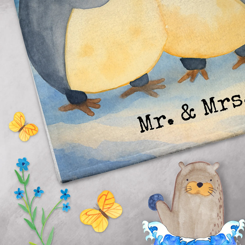 Gästehandtuch Pinguin umarmen Design Handtuch Gästeformat, Gästehandtuch, Gästehandtuch Grau, Gästehandtuch Strapazierfähig, Gästehandtuch Klassisch, Gästehandtuch Bad, Handtuch Klein, Gästehandtuch Bio Baumwolle, Gästehandtuch Mit Muster, Gästehandtuch Nachhaltig, Gästehandtuch Weiß, Handtuch Für Toilette, Gästehandtuch Weich, Gästehandtuch Saugfähig, Gästehandtuch Für Hotels, Gästehandtuch Schwarz, Gästehandtücher, Gästehandtuch Ökologisch, Gästehandtuch Badezimmer, Gäste-Tuch, Gästehandtuch Beige, Gästehandtuch Schnell Trocknend, Kleines Handtuch, Gästehandtuch Set, Handtuch Gästezimmer, Gästehandtuch Hochwertig, Handtuch Für Gäste, Gästehandtuch Waschbar, Waschhandtuch, Gästehandtuch Bunt, Gästehandtuch Modern, Gästehandtuch Baumwolle, Gästehandtuch Mit Bordüre, Gästehandtuch 30x50, Handtuch Für Gäste-WC, Gästehandtuch Pflegeleicht, Pinguin, Hochzeitsgeschenk, Hochzeit, Hochzeitstag, Liebesgeschenk, Liebespaar, Jahrestag, Liebesbeweis, Liebe, Verlobung