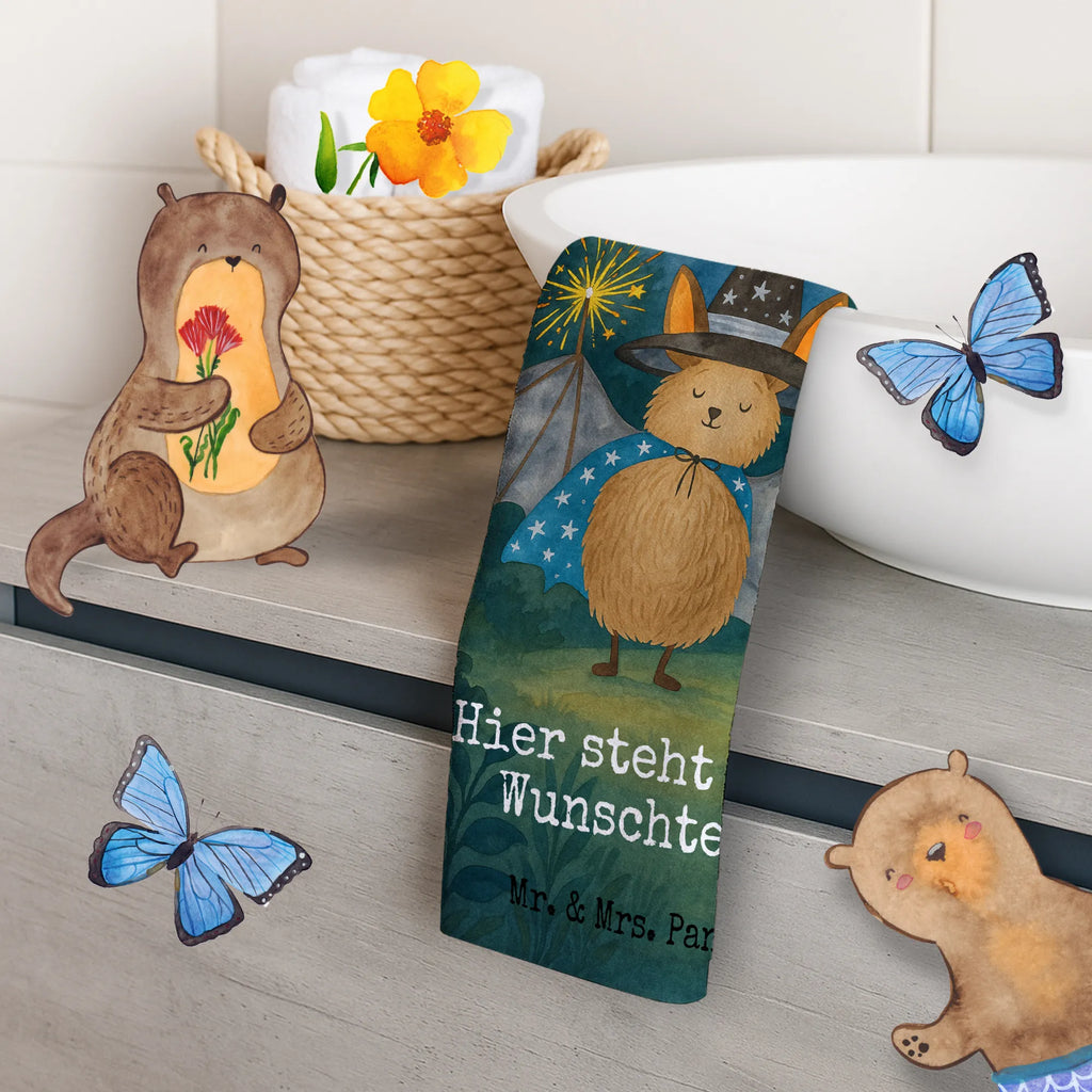 Personalisiertes Gästehandtuch Fledermaus Zauberer Design Gästehandtuch Bunt Personalisiert, Kleines Handtuch Personalisiert, Gästehandtuch Schwarz Mit Namen, Gästehandtuch Beige Mit Gravur, Gästehandtuch Modern Mit Namen, Waschhandtuch Mit Wunschtext, Gästehandtuch Set Personalisiert, Gästehandtuch Mit Namen, Gästehandtuch Bad Mit Wunschtext, Gästehandtücher Mit Wunschtext, Gästehandtuch Bio Baumwolle Mit Text, Gästehandtuch Nachhaltig Personalisiert, Handtuch Für Gäste Mit Name, Gästehandtuch Schnell Trocknend Mit Wunschtext, Gästehandtuch Klassisch Mit Wunschtext, Gästehandtuch Weich Mit Namen, Gästehandtuch Für Hotels Mit Gravur, Gästehandtuch Ökologisch Mit Namen, Handtuch Gästeformat Mit Gravur, Gäste-Tuch Mit Wunschtext, Gästehandtuch Hochwertig Personalisiert, Gästehandtuch Weiß Mit Namen, Handtuch Klein Mit Namen, Handtuch Für Gäste-WC Mit Name, Gästehandtuch Mit Bordüre Und Wunschtext, Gästehandtuch Mit Muster Und Name, Gästehandtuch Saugfähig Mit Wunschtext, Gästehandtuch 30x50 Mit Name, Gästehandtuch Strapazierfähig Mit Text, Gästehandtuch Grau Mit Wunschtext, Gästehandtuch Waschbar Mit Name, Handtuch Für Toilette Personalisiert, Gästehandtuch Badezimmer Personalisiert, Gästehandtuch Pflegeleicht Mit Gravur, Gästehandtuch Baumwolle Mit Namen, Personalisiertes Gästehandtuch, Handtuch Gästezimmer Mit Namen, Tiermotive, Gute Laune, lustige Sprüche, Tiere, Magier, reinsteigern, Fledermäuse, Frauen, Fledermaus, Zauberer