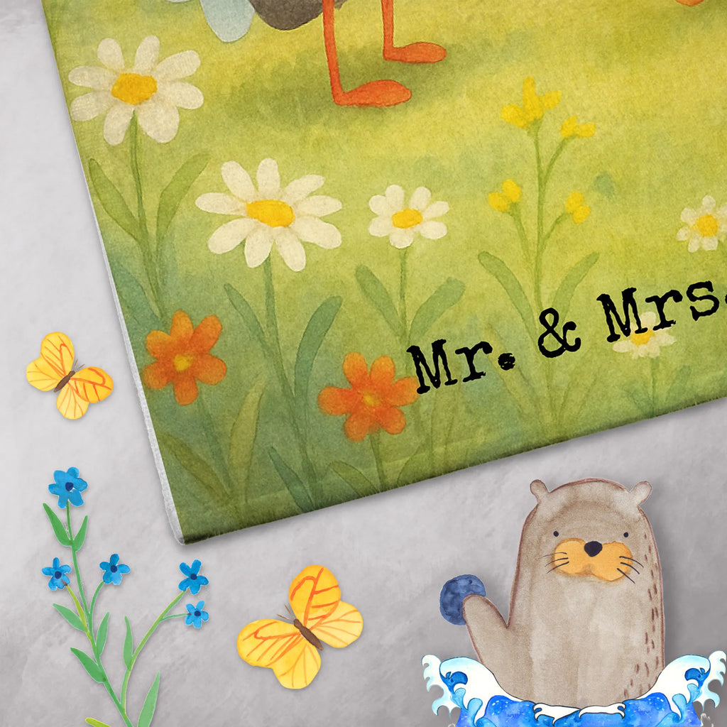 Personalisiertes Gästehandtuch Bienen Paar Design Gästehandtuch Waschbar Mit Name, Gästehandtuch Ökologisch Mit Namen, Gästehandtuch Mit Namen, Handtuch Gästezimmer Mit Namen, Gästehandtuch Nachhaltig Personalisiert, Gästehandtücher Mit Wunschtext, Handtuch Für Gäste Mit Name, Gästehandtuch Baumwolle Mit Namen, Kleines Handtuch Personalisiert, Gästehandtuch Badezimmer Personalisiert, Gästehandtuch Weiß Mit Namen, Gästehandtuch Saugfähig Mit Wunschtext, Gästehandtuch Strapazierfähig Mit Text, Gäste-Tuch Mit Wunschtext, Gästehandtuch Bio Baumwolle Mit Text, Handtuch Für Gäste-WC Mit Name, Gästehandtuch Hochwertig Personalisiert, Gästehandtuch Weich Mit Namen, Gästehandtuch Grau Mit Wunschtext, Gästehandtuch Für Hotels Mit Gravur, Gästehandtuch Pflegeleicht Mit Gravur, Gästehandtuch Schnell Trocknend Mit Wunschtext, Gästehandtuch Mit Muster Und Name, Handtuch Gästeformat Mit Gravur, Gästehandtuch Klassisch Mit Wunschtext, Handtuch Klein Mit Namen, Handtuch Für Toilette Personalisiert, Gästehandtuch Modern Mit Namen, Gästehandtuch 30x50 Mit Name, Personalisiertes Gästehandtuch, Gästehandtuch Mit Bordüre Und Wunschtext, Gästehandtuch Set Personalisiert, Gästehandtuch Bad Mit Wunschtext, Gästehandtuch Bunt Personalisiert, Gästehandtuch Schwarz Mit Namen, Waschhandtuch Mit Wunschtext, Gästehandtuch Beige Mit Gravur, Liebe, Partner, Freund, Freundin, Ehemann, Ehefrau, Heiraten, Verlobung, Heiratsantrag, Liebesgeschenk, Jahrestag, Hocheitstag, Geschenk für Partner, Mitbringsel, Geschenk für Freundin, Geschenk für Frauen, Schildkröten, Valentinstag, verliebte Schildkröten, Hochzeitstag, für Ehemann, Liebesbeweis, für Männer