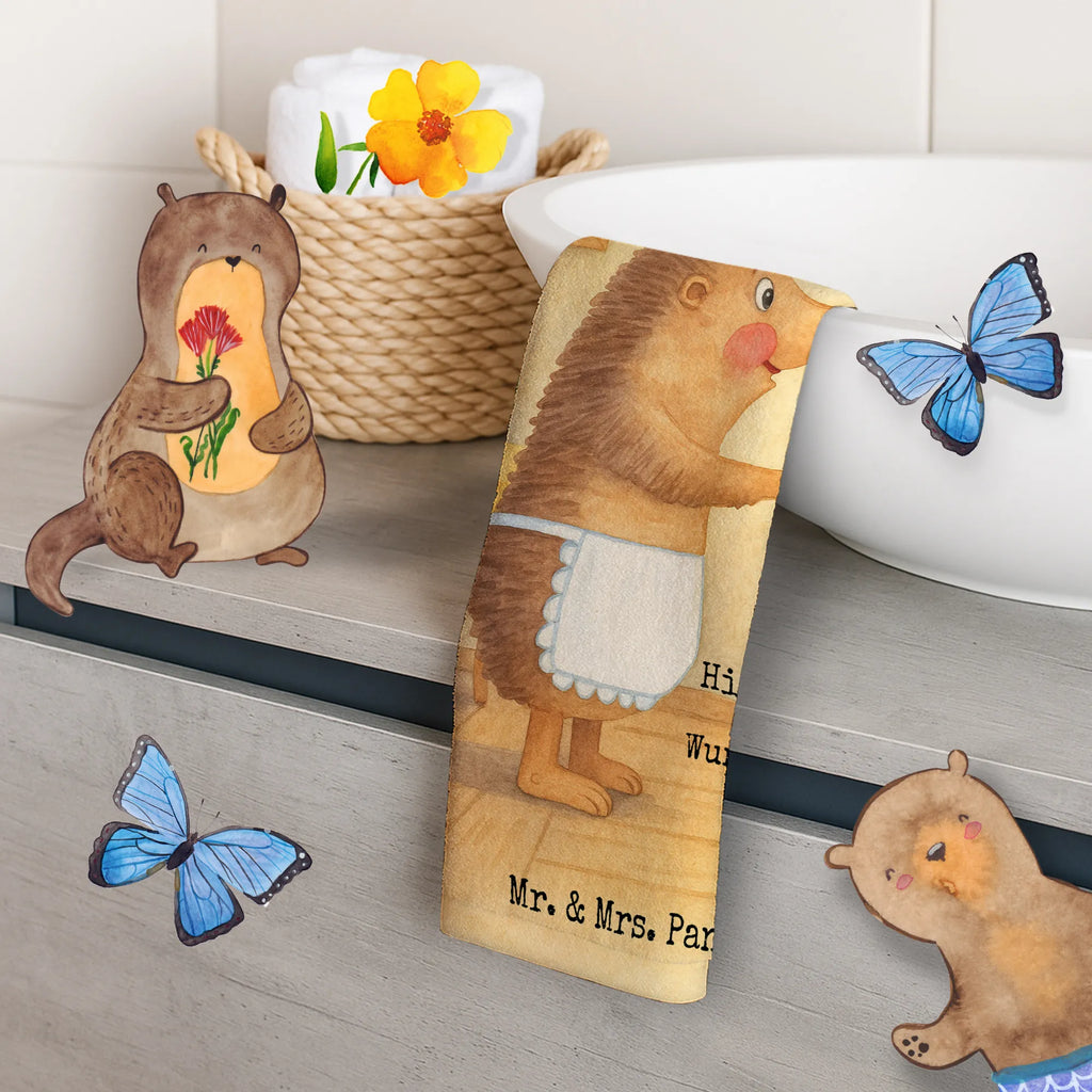 Personalisiertes Gästehandtuch Igel Wein Design Gästehandtuch Bio Baumwolle Mit Text, Gästehandtuch Mit Bordüre Und Wunschtext, Gästehandtuch Strapazierfähig Mit Text, Gästehandtuch Modern Mit Namen, Gästehandtuch Ökologisch Mit Namen, Gästehandtuch Saugfähig Mit Wunschtext, Gästehandtuch 30x50 Mit Name, Gästehandtuch Schwarz Mit Namen, Handtuch Gästeformat Mit Gravur, Gästehandtuch Bad Mit Wunschtext, Gästehandtuch Bunt Personalisiert, Gästehandtuch Weiß Mit Namen, Gästehandtuch Hochwertig Personalisiert, Handtuch Für Gäste-WC Mit Name, Gästehandtuch Weich Mit Namen, Gästehandtuch Für Hotels Mit Gravur, Gästehandtuch Mit Namen, Waschhandtuch Mit Wunschtext, Gästehandtuch Grau Mit Wunschtext, Gäste-Tuch Mit Wunschtext, Personalisiertes Gästehandtuch, Gästehandtuch Mit Muster Und Name, Handtuch Klein Mit Namen, Gästehandtuch Beige Mit Gravur, Handtuch Für Gäste Mit Name, Gästehandtuch Schnell Trocknend Mit Wunschtext, Handtuch Für Toilette Personalisiert, Gästehandtuch Badezimmer Personalisiert, Kleines Handtuch Personalisiert, Gästehandtücher Mit Wunschtext, Gästehandtuch Baumwolle Mit Namen, Gästehandtuch Waschbar Mit Name, Gästehandtuch Set Personalisiert, Gästehandtuch Klassisch Mit Wunschtext, Gästehandtuch Nachhaltig Personalisiert, Handtuch Gästezimmer Mit Namen, Gästehandtuch Pflegeleicht Mit Gravur, Tiermotive, Gute Laune, lustige Sprüche, Tiere, Geschenk Weinliebhaber, Wein Spruch, Igel, Wein Deko, Rotwein, Wein trinken, Weißwein, Geschenk Weintrinker, Weinglas