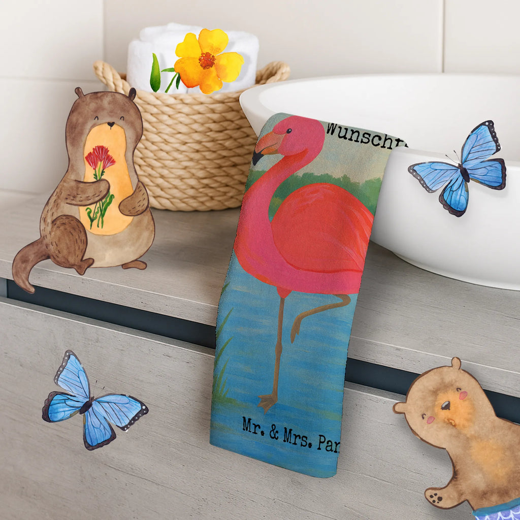 Personalisiertes Gästehandtuch Flamingo Classic Design Waschhandtuch Mit Wunschtext, Gästehandtuch Strapazierfähig Mit Text, Gästehandtuch Ökologisch Mit Namen, Gästehandtuch Mit Namen, Gästehandtuch Nachhaltig Personalisiert, Personalisiertes Gästehandtuch, Gästehandtuch Weiß Mit Namen, Gästehandtuch Bad Mit Wunschtext, Gästehandtuch Schnell Trocknend Mit Wunschtext, Gästehandtuch Schwarz Mit Namen, Handtuch Gästeformat Mit Gravur, Gästehandtuch Bunt Personalisiert, Gästehandtuch Klassisch Mit Wunschtext, Handtuch Für Toilette Personalisiert, Gäste-Tuch Mit Wunschtext, Kleines Handtuch Personalisiert, Gästehandtuch Set Personalisiert, Gästehandtuch Für Hotels Mit Gravur, Gästehandtuch 30x50 Mit Name, Gästehandtuch Saugfähig Mit Wunschtext, Gästehandtuch Pflegeleicht Mit Gravur, Gästehandtuch Waschbar Mit Name, Gästehandtuch Badezimmer Personalisiert, Handtuch Gästezimmer Mit Namen, Gästehandtuch Mit Bordüre Und Wunschtext, Gästehandtuch Baumwolle Mit Namen, Gästehandtuch Hochwertig Personalisiert, Gästehandtuch Bio Baumwolle Mit Text, Gästehandtuch Grau Mit Wunschtext, Gästehandtücher Mit Wunschtext, Gästehandtuch Modern Mit Namen, Gästehandtuch Mit Muster Und Name, Handtuch Klein Mit Namen, Handtuch Für Gäste-WC Mit Name, Gästehandtuch Weich Mit Namen, Handtuch Für Gäste Mit Name, Gästehandtuch Beige Mit Gravur, Flamingo, für mich, Sohn, Stolz, Geschwister, ich, Freundinnen, Freundin, Tochter, Selbstliebe, Spruch, Einzigartig, Außenseiter
