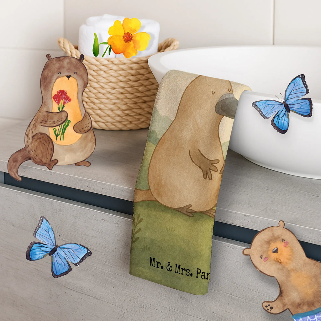 Personalisiertes Gästehandtuch Schnabeltier Mut Design Gästehandtuch Weich Mit Namen, Gästehandtuch Mit Namen, Handtuch Gästezimmer Mit Namen, Gästehandtuch Mit Muster Und Name, Gästehandtuch Grau Mit Wunschtext, Gästehandtuch Mit Bordüre Und Wunschtext, Gästehandtuch Bunt Personalisiert, Gästehandtuch Modern Mit Namen, Handtuch Klein Mit Namen, Gästehandtuch Beige Mit Gravur, Gästehandtuch Schnell Trocknend Mit Wunschtext, Handtuch Für Toilette Personalisiert, Gästehandtuch Nachhaltig Personalisiert, Gästehandtuch Weiß Mit Namen, Kleines Handtuch Personalisiert, Gästehandtuch Badezimmer Personalisiert, Gästehandtuch Saugfähig Mit Wunschtext, Gästehandtuch Für Hotels Mit Gravur, Gästehandtuch Schwarz Mit Namen, Gästehandtuch Strapazierfähig Mit Text, Gästehandtuch Waschbar Mit Name, Gästehandtuch Baumwolle Mit Namen, Gästehandtücher Mit Wunschtext, Gästehandtuch Hochwertig Personalisiert, Gästehandtuch Set Personalisiert, Gästehandtuch Bio Baumwolle Mit Text, Personalisiertes Gästehandtuch, Waschhandtuch Mit Wunschtext, Handtuch Gästeformat Mit Gravur, Gästehandtuch Klassisch Mit Wunschtext, Handtuch Für Gäste-WC Mit Name, Gästehandtuch Pflegeleicht Mit Gravur, Gästehandtuch Bad Mit Wunschtext, Gästehandtuch Ökologisch Mit Namen, Gäste-Tuch Mit Wunschtext, Gästehandtuch 30x50 Mit Name, Handtuch Für Gäste Mit Name, Meerestiere, Meer, Urlaub, Arbeit, Lebensweisheit, Weltreise, Training, Büro, Schnabeltier, Neuanfang, Motivation, mutig, Neustart, Raodtrip, Schnabeltiere, Mut