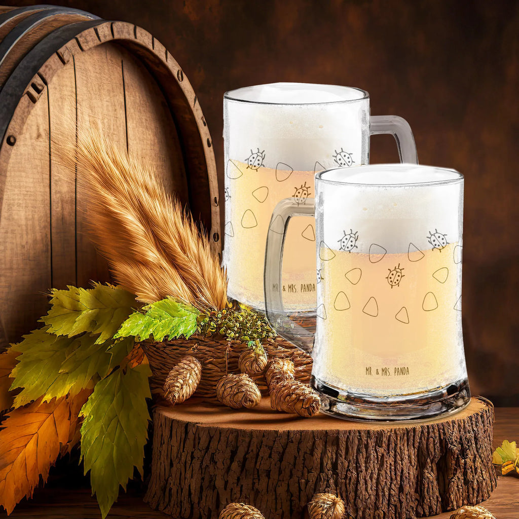 Gravur Bierkrug Marienkäfer Design Bierkrug Geschenk Mit Gravur, Brauerei Krug Mit Gravur, Bierkrug Mit Monogramm Gravur, Hochzeitsgravur Bierkrug, Bierkrug Gravierbar, Kellnerkrug Mit Gravur, Sammlerkrug Mit Gravur, Bierkrug Für Vatertag Mit Gravur, Maßkrug Mit Gravur, Fotogravur Bierkrug, Rustikaler Bierkrug Gravur, Initialen Gravur Krug, Oktoberfestkrug Mit Gravur, Bierkrug Mit Spruchgravur, Tonkrug Mit Gravur, Porzellankrug Mit Gravur, ChatGPT:<br />Gravierbarer Bierkrug, Jubiläumsgravur Bierkrug, Bierkrug Für Geburtstag Mit Gravur, Bierhumpen Mit Gravur, Edelstahlkrug Mit Gravur, Steinzeugkrug Mit Gravur, Traditioneller Bierkrug Mit Gravur, Bierkrug Personalisiert Mit Gravur, Gravur Maßkrug, Zinnkrug Mit Gravur, Haustierfoto Gravur Krug, Wunschgravur Krug, Keramikkrug Mit Gravur, Bierkrug Mit Foto Gravur, Familienbild Gravur Krug, Bierseidel Mit Gravur, Bayerischer Bierkrug Gravur, Glaskrug Mit Gravur, Namensgravur Bierkrug, Bierkrug Mit Gravur, grüne Punkte, verspielt, niedlich, Marienkäfer, Muster, Aquarell