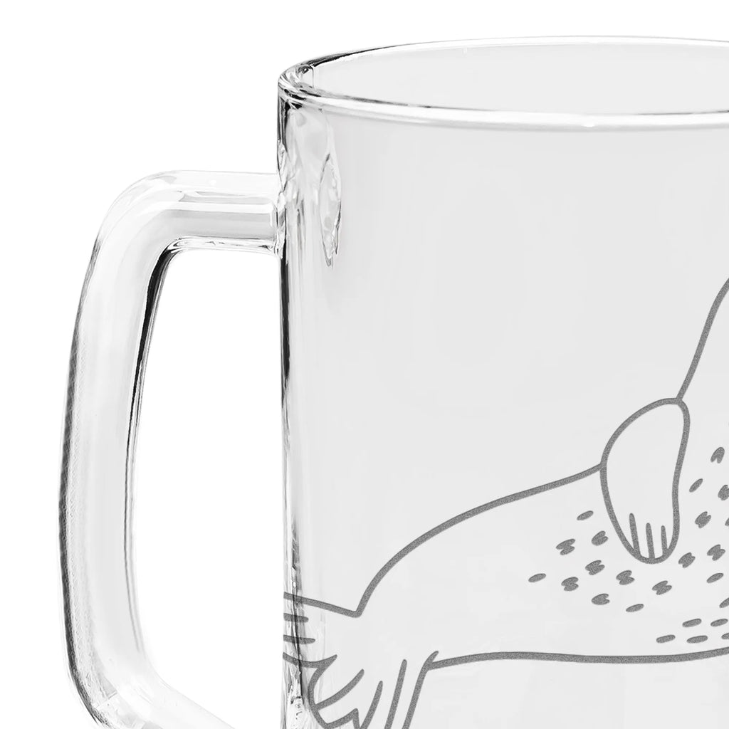 Gravur Bierkrug Robbe Lachen Traditioneller Bierkrug Mit Gravur, Namensgravur Bierkrug, Steinzeugkrug Mit Gravur, ChatGPT:<br />Gravierbarer Bierkrug, Oktoberfestkrug Mit Gravur, Rustikaler Bierkrug Gravur, Wunschgravur Krug, Sammlerkrug Mit Gravur, Hochzeitsgravur Bierkrug, Haustierfoto Gravur Krug, Bierkrug Mit Monogramm Gravur, Bierkrug Gravierbar, Bierhumpen Mit Gravur, Familienbild Gravur Krug, Bierkrug Geschenk Mit Gravur, Maßkrug Mit Gravur, Edelstahlkrug Mit Gravur, Bierkrug Mit Foto Gravur, Brauerei Krug Mit Gravur, Initialen Gravur Krug, Gravur Maßkrug, Bierkrug Für Geburtstag Mit Gravur, Bayerischer Bierkrug Gravur, Tonkrug Mit Gravur, Fotogravur Bierkrug, Kellnerkrug Mit Gravur, Porzellankrug Mit Gravur, Glaskrug Mit Gravur, Keramikkrug Mit Gravur, Bierkrug Personalisiert Mit Gravur, Bierkrug Für Vatertag Mit Gravur, Jubiläumsgravur Bierkrug, Zinnkrug Mit Gravur, Bierkrug Mit Gravur, Bierkrug Mit Spruchgravur, Bierseidel Mit Gravur, Tiermotive, Gute Laune, lustige Sprüche, Tiere, Strand, Ostsee, Seehund, Robben, Nordsee, Meerestier, Robbe