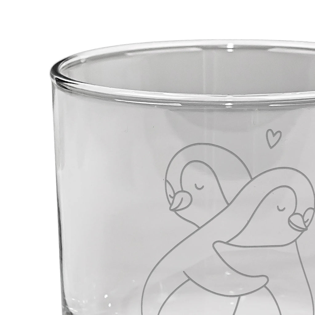 Whiskey Glas Pinguine Kuscheln Whiskey Glas, Whiskygläser, Whiskeylgas, Gravur Whiskyglas, Whisky Gläser, Whiskey Glas mit Sprüchen, Whiskey Tumbler, Whiskeyglas mit Spruch, Whiskey Glas mit Gravur, Whiskyglas mit Gravur, Edle Whiskygläser, Liebe, Partner, Freund, Freundin, Ehemann, Ehefrau, Heiraten, Verlobung, Heiratsantrag, Liebesgeschenk, Jahrestag, Hocheitstag, Geschenk für Partner, Geschenk für Frauen, Geschenk für Freundin, Valentinstag, für Männer, Mitbringsel, Hochzeitstag, Liebesbeweis, für Ehemann