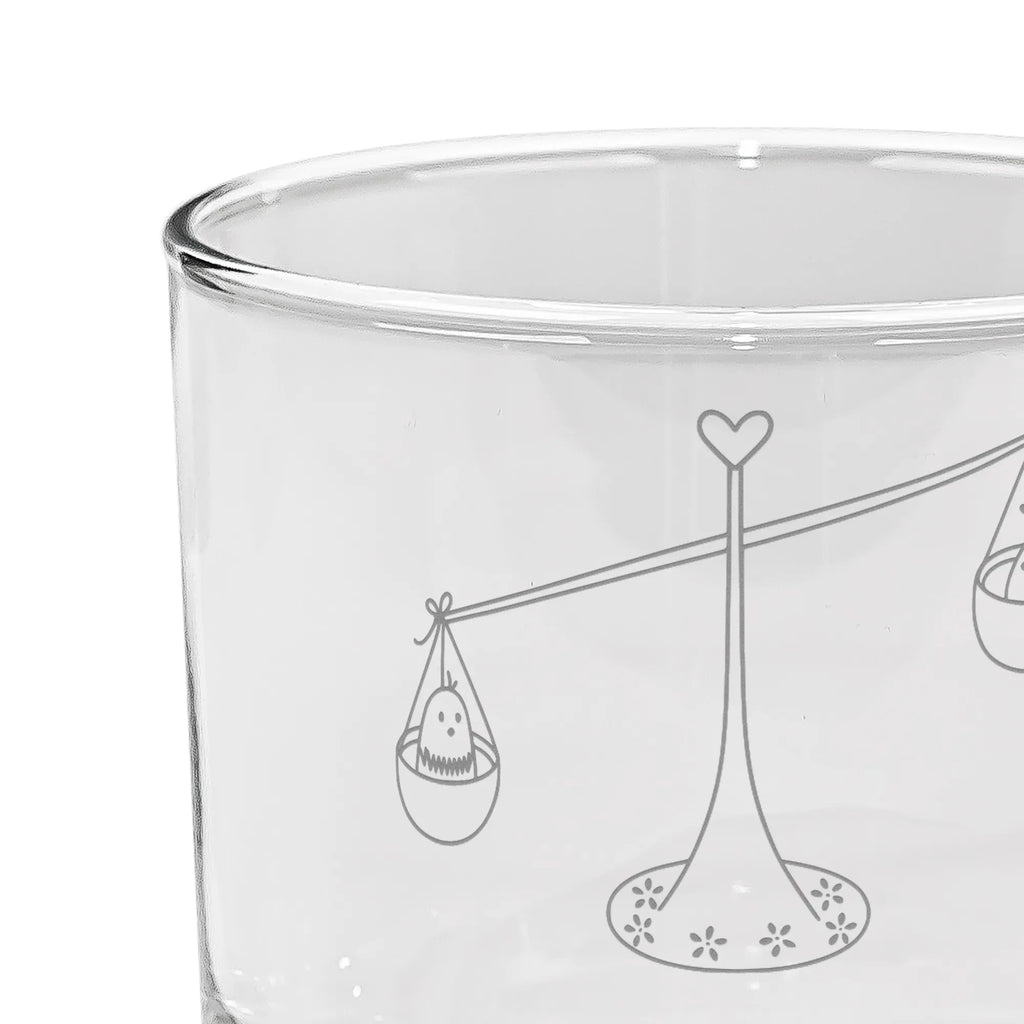 Personalisiertes Gin Glas Sternzeichen Waage Dünnwandiges Gin Glas Mit Namensgravur, Gin Glas Mit Gravurfläche Für Namen, Gin Glas Für Tasting Mit Wunschname, Gin-Ballon Glas Mit Wunschname, Gin-Copa Mit Namensgravur, Großes Gin Glas Mit Wunschname, Gin-Glas Set Mit Namen, Gin Glas Für Cocktailabend Mit Namen, Rundes Gin Glas Mit Namen, Longdrinkglas Mit Wunschname, Klassisches Gin Glas Mit Namen, Gin-Glas Ohne Stiel Mit Wunschname, Handgeschliffenes Gin Glas Mit Namensgravur, Gin Glas Für Bar Mit Namen, Gin Glas Für Zuhause Mit Wunschname, Gin Glas Mit Namensgravur, Cocktailglas Für Gin Mit Namen, Modernes Gin Glas Mit Namensgravur, Kristall Gin Glas Mit Namensgravur, Dickwandiges Gin Glas Mit Namen, Tumbler Glas Mit Namen, Gin-Glas Mit Stiel Und Namen, Gin-Tumbler Mit Namen, Gin Glas 500 ml Mit Namensgravur, Gin Glas Für Party Mit Namensgravur, Personalisiertes Gin Glas, Gin-Gläser Set Mit Wunschname, Designer Gin Glas Mit Wunschname, Spülmaschinenfestes Gin Glas Mit Wunschname, Vintage Gin Glas Mit Wunschname, Premium Gin Glas Mit Namen, Gin & Tonic Glas Mit Namensgravur, Gin-Copa Glas Mit Stiel Und Namensgravur, Balloon Glas Mit Wunschname, Gin Glas Geschenkidee Mit Namensgravur, Tierkreiszeichen, Sternzeichen, Horoskop, Astrologie, Aszendent, Geburtstag Oktober, Waage, Geschenk September, Gleichgewicht, Geschenk Oktober, Biene, Waage Sternzeichen, Hummel, Geburtstag September, Waage Geschenk, Marienkäfer