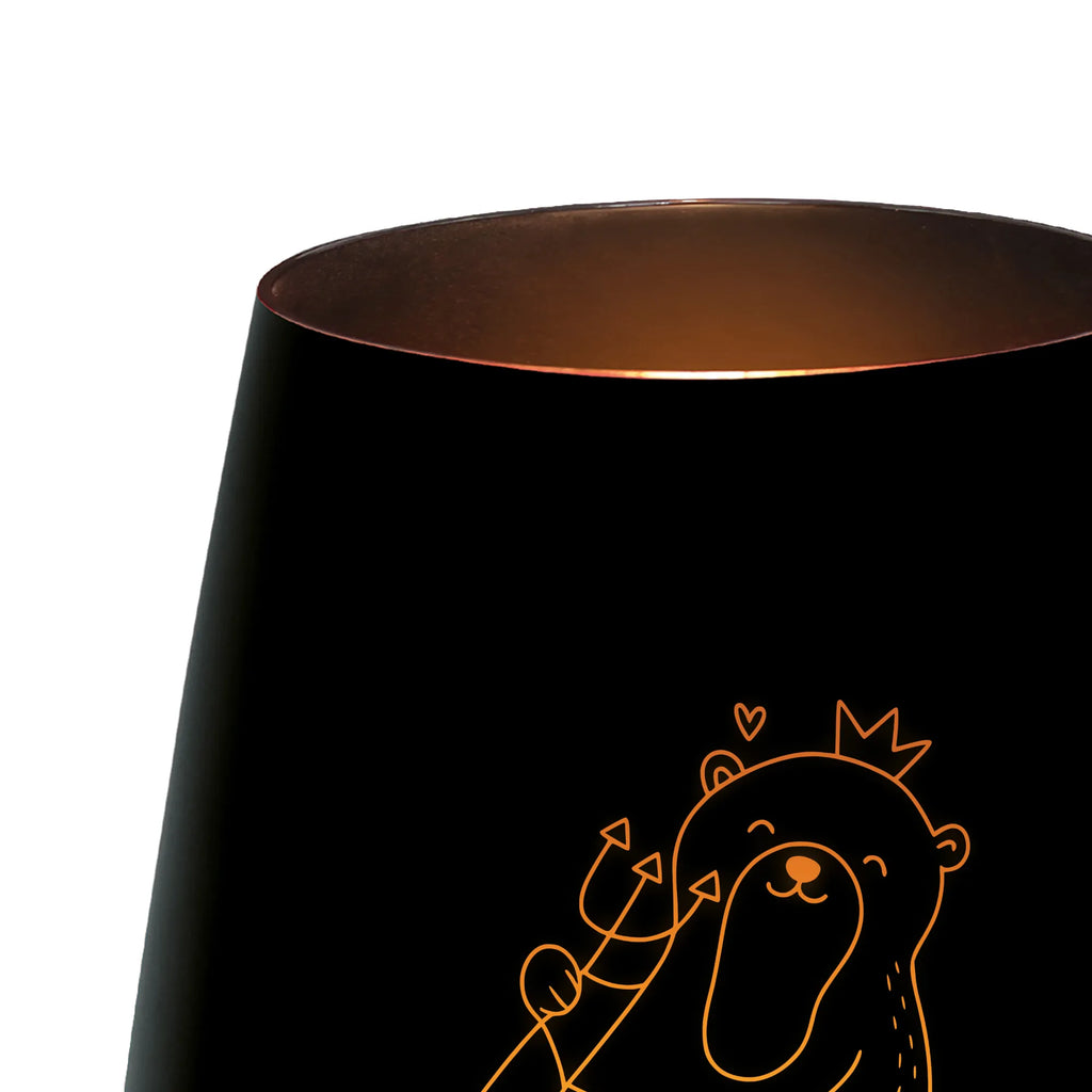 Gold Windlicht Personalisiert Wassermann Astrologie Windlicht Gold Mit Liebevollem Spruch, Windlicht Gold Für Innenbereich Mit Wunschtext, Luxuriöses Windlicht In Gold Personalisiert, Windlicht In Gold Personalisiert, Personalisiertes Windlicht Gold, Windlicht Mit Initialen In Gold, Windlicht Gold Geschenk Personalisiert, Kerzenhalter Gold Mit Gravur, Windlicht Aus Glas Gold Mit Text, Edles Windlicht Goldfarben Mit Text, Windlicht Gold Mit Spruch, Windlicht Aus Metall Gold Mit Gravur, Windlicht Mit Gravur Goldfarben, Windlicht Gold Mit Namen, Windlicht Goldfarben Mit Personalisierung, Windlicht Mit Persönlicher Botschaft Gold, Deko Windlicht Gold Mit Namen, Gold Windlicht Hochzeit Mit Wunschtext, Windlicht Gold Romantisch Mit Gravur, Windlicht Mit Widmung Goldfarben, Laterne Gold Mit Personalisierung, Tischdeko Windlicht Gold Mit Namen, Windlicht Gold Für Weihnachten Mit Spruch, Windlicht Mit Wunschtext Gold, Goldener Teelichthalter Mit Wunschtext, Tierkreiszeichen, Sternzeichen, Horoskop, Astrologie, Aszendent, Geschenk, Geburtstagsgeschenk, Wassermann