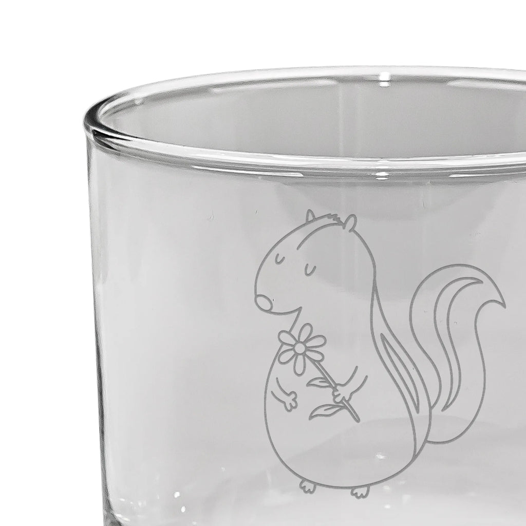 Personalisiertes Whiskey Glas Stinktier Blume Whiskeylgas, Whiskey Glas mit Gravur, Whiskey Glas, Whiskeyglas mit Spruch, Whiskey Glas mit Sprüchen, Stinktier, Skunk, Tagträumer, Wildtier, verträumt, Raubtier, Stinker, Stinki, Träume, Dreams