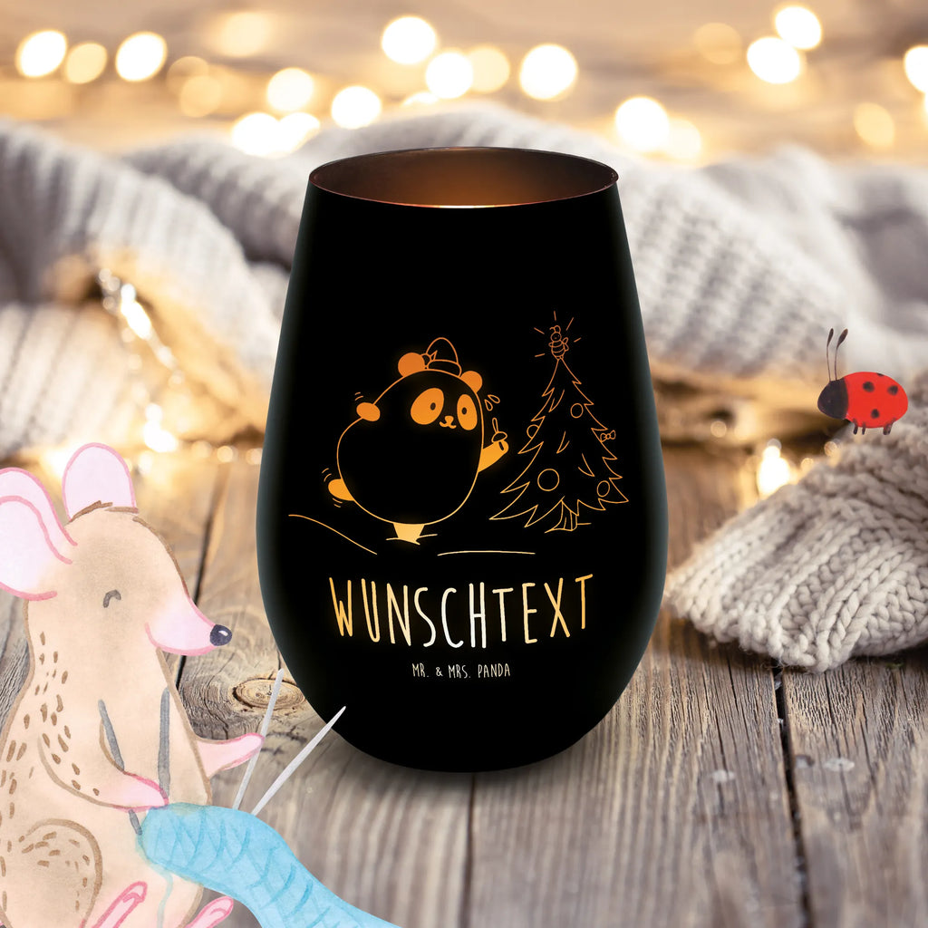 Gold Windlicht Personalisiert Panda Weihnachtszeit Goldener Teelichthalter Mit Wunschtext, Windlicht Mit Initialen In Gold, Windlicht Mit Wunschtext Gold, Windlicht In Gold Personalisiert, Windlicht Mit Widmung Goldfarben, Edles Windlicht Goldfarben Mit Text, Windlicht Mit Gravur Goldfarben, Windlicht Gold Für Weihnachten Mit Spruch, Personalisiertes Windlicht Gold, Windlicht Gold Mit Liebevollem Spruch, Kerzenhalter Gold Mit Gravur, Windlicht Aus Metall Gold Mit Gravur, Windlicht Gold Mit Spruch, Gold Windlicht Hochzeit Mit Wunschtext, Deko Windlicht Gold Mit Namen, Luxuriöses Windlicht In Gold Personalisiert, Windlicht Gold Mit Namen, Windlicht Aus Glas Gold Mit Text, Windlicht Gold Für Innenbereich Mit Wunschtext, Windlicht Gold Geschenk Personalisiert, Laterne Gold Mit Personalisierung, Windlicht Goldfarben Mit Personalisierung, Tischdeko Windlicht Gold Mit Namen, Windlicht Gold Romantisch Mit Gravur, Windlicht Mit Persönlicher Botschaft Gold