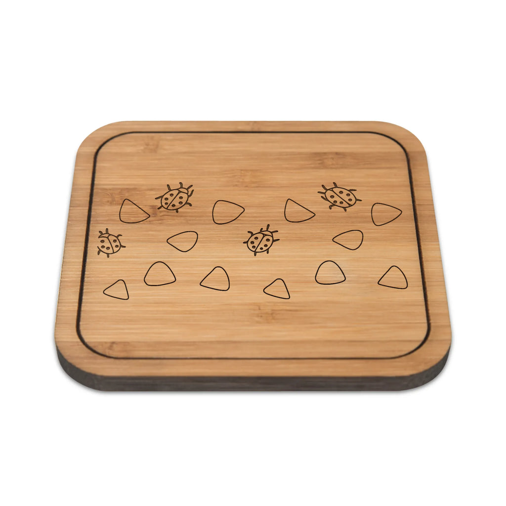 Untersetzer quadratisch Marienkäfer Design Untersetzer Für Esstisch, Tassenunterlage, Umweltfreundlicher Untersetzer, Untersetzer Aus Filz, Tassen Schutz, Untersetzer 4er Set, nachhhaltig Unterstzer, Keramikuntersetzer, Glasunterlage, Klassischer Getränkeuntersetzer, Untersetzer Büro, Untersetzer Geschenk, Untersetzer Für Wohnzimmer, Unterlage Für Becher, Untersetzer Aus Holz Quadratisch, Untersetzer Quadratisch, Untersetzer Für Küche, Korkuntersetzer Quadratisch, Hitzebeständiger Untersetzer, Unterlage Für Gläser, Unterlage Für Tassen, Gläser Schutz, Moderner Tischuntersetzer, Kratzschutz Für Tisch, Rutschfester Untersetzer, Getränkeuntersetzer, Tassenuntersetzer, Nachhaltiger Untersetzer, Untersetzer Aus Kork, Schieferuntersetzer Quadratisch, Holzuntersetzer Quadratisch, Becheruntersetzer, Dekorativer Untersetzer Quadratisch, Bierdeckel, Glasuntersetzer, Coaster Quadratisch, Tischuntersetzer Quadratisch, Quadratischer Untersetzer, Tischschoner, Filzuntersetzer Quadratisch, Getränkeunterlage, Untersetzer 6er Set, Robuster Untersetzer, Design Untersetzer, Bambusuntersetzer Quadratisch, Handgemachter Untersetzer, Aquarell, Muster, Marienkäfer, verspielt, grüne Punkte, niedlich