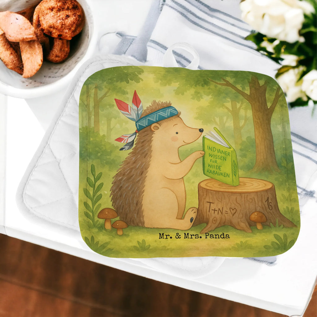 2er Set Topflappen  Igel Federschmuck Design Topflappen, Topfuntersetzer, Ofenhandschuh, Topflappen Set, Topflappen lustig, Topflappen mit Spruch, Ofenhandschuhe, Topfhandschuhe, Topfhandschuh, Topflappenset, Topflappen 2er Set, Schöne Topflappen, Waldtiere, Tiere, Igel, Indianer, Abenteuer, Lagerfeuer, Camping