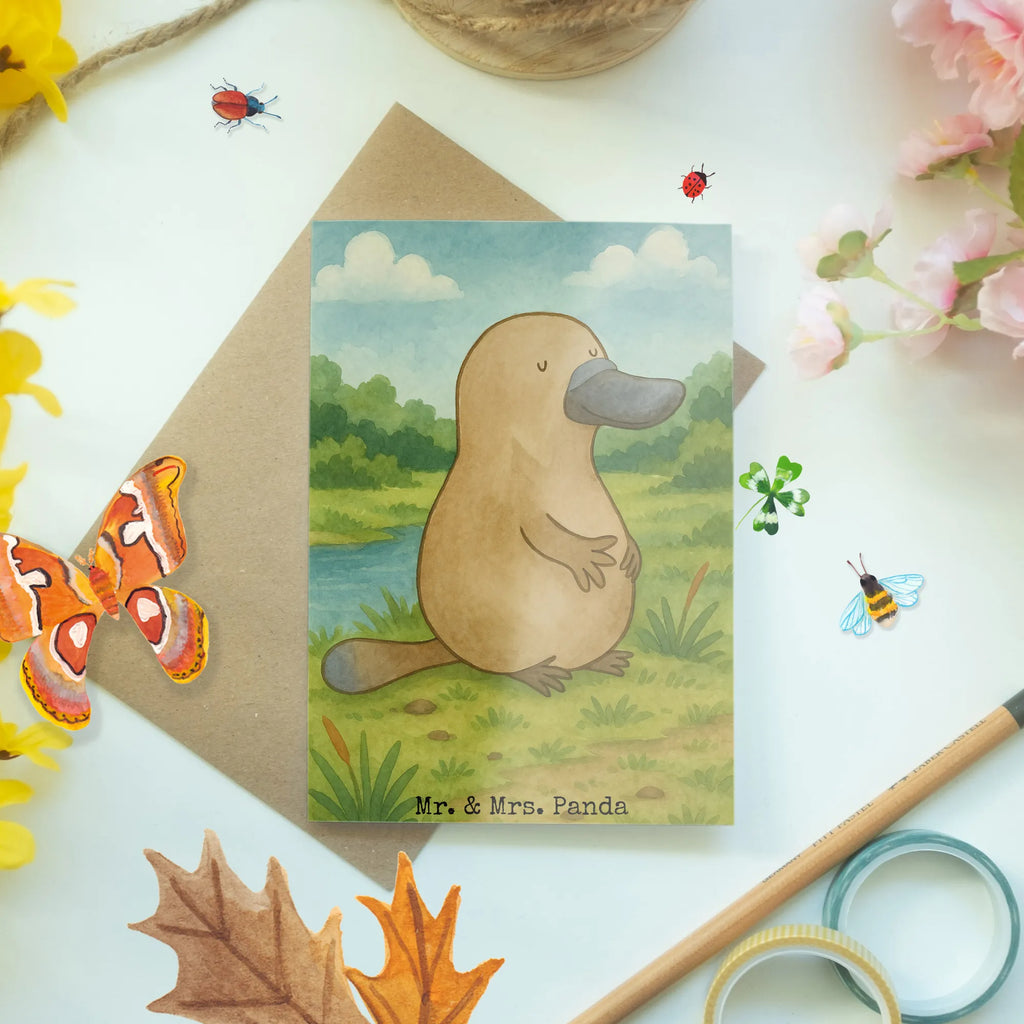 Grußkarte Schnabeltier Mut Design Grußkarte, Klappkarte, Einladungskarte, Glückwunschkarte, Hochzeitskarte, Geburtstagskarte, Karte, Ansichtskarten, Meerestiere, Meer, Urlaub, Schnabeltier, Mut, mutig, Lebensweisheit, Schnabeltiere, Motivation, Training, Büro, Arbeit, Neuanfang, Neustart, Weltreise, Raodtrip