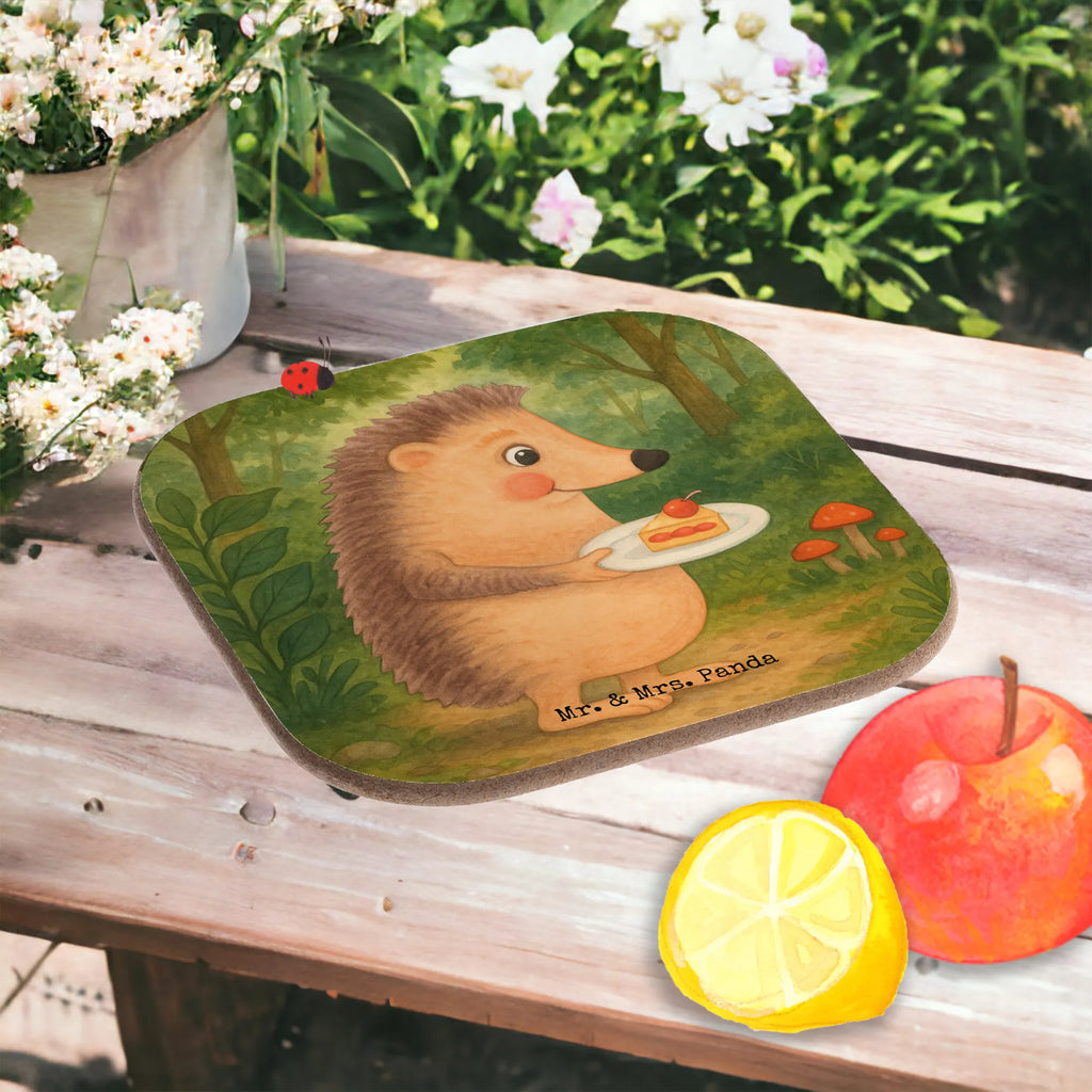 Untersetzer Igel Kuchenstück Design Untersetzer, Bierdeckel, Glasuntersetzer, Untersetzer Gläser, Getränkeuntersetzer, Untersetzer aus Holz, Untersetzer für Gläser, Korkuntersetzer, Untersetzer Holz, Holzuntersetzer, Tassen Untersetzer, Untersetzer Design, Tiermotive, Gute Laune, lustige Sprüche, Tiere, Igel, Essen Spruch, Kuchen, Backen Geschenk, Kuchen backen, Einladung Party, Geburtstagskuchen, Torte