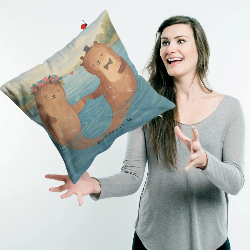 40x40 Kissen Hochzeit Otter Design Kissenhülle, Kopfkissen, Sofakissen, Dekokissen, Motivkissen, sofakissen, sitzkissen, Kissen, Kissenbezüge, Kissenbezug 40x40, Kissen 40x40, Kissenhülle 40x40, Zierkissen, Couchkissen, Dekokissen Sofa, Sofakissen 40x40, Dekokissen 40x40, Kopfkissen 40x40, Kissen 40x40 Waschbar, Hochzeit, Hochzeitsgeschenk, Ehe, Hochzeitsfeier, Trauung, Trauungsgeschenk, Hochzeitskarte, Verlobungsfeier, Verlobungsgeschenk, Hochzeitsgeschenkideen, Hochzeitsgeschenke für Brautpaar, Hochzeitstag, Geschenk zur Hochzeit