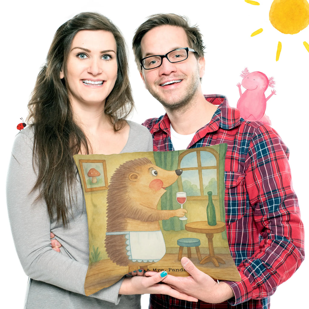40x40 Kissen Igel Wein Design Kissenhülle, Kopfkissen, Sofakissen, Dekokissen, Motivkissen, sofakissen, sitzkissen, Kissen, Kissenbezüge, Kissenbezug 40x40, Kissen 40x40, Kissenhülle 40x40, Zierkissen, Couchkissen, Dekokissen Sofa, Sofakissen 40x40, Dekokissen 40x40, Kopfkissen 40x40, Kissen 40x40 Waschbar, Tiermotive, Gute Laune, lustige Sprüche, Tiere, Wein Spruch, Igel, Geschenk Weintrinker, Geschenk Weinliebhaber, Wein Deko, Weinglas, Rotwein, Weißwein, Wein trinken