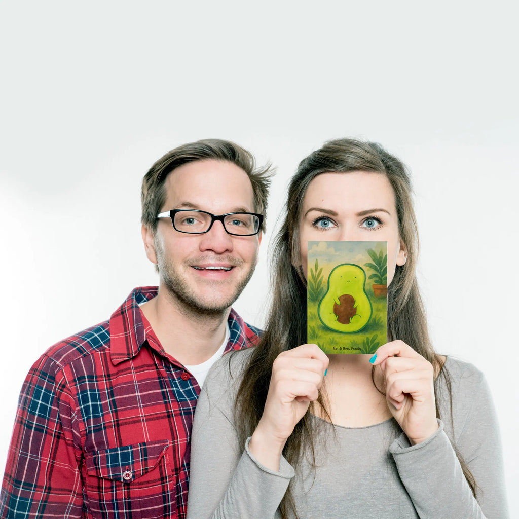 Postkarte Avocado Kern Design Postkarte, Karte, Geschenkkarte, Grußkarte, Einladung, Ansichtskarte, Geburtstagskarte, Einladungskarte, Dankeskarte, Ansichtskarten, Einladung Geburtstag, Einladungskarten Geburtstag, Avocado, Veggie, Vegan, Gesund, Avokado, Avocadokern, Kern, Pflanze, Spruch Leben