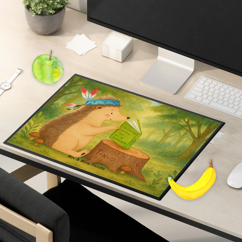 Schreibtischunterlage Igel Federschmuck Design Schreibunterlage, Schreibtischauflage, Bürobedarf, Büroartikel, Schreibwaren, Schreibtisch Unterlagen, Schreibtischunterlage Groß, Waldtiere, Tiere, Igel, Indianer, Abenteuer, Lagerfeuer, Camping