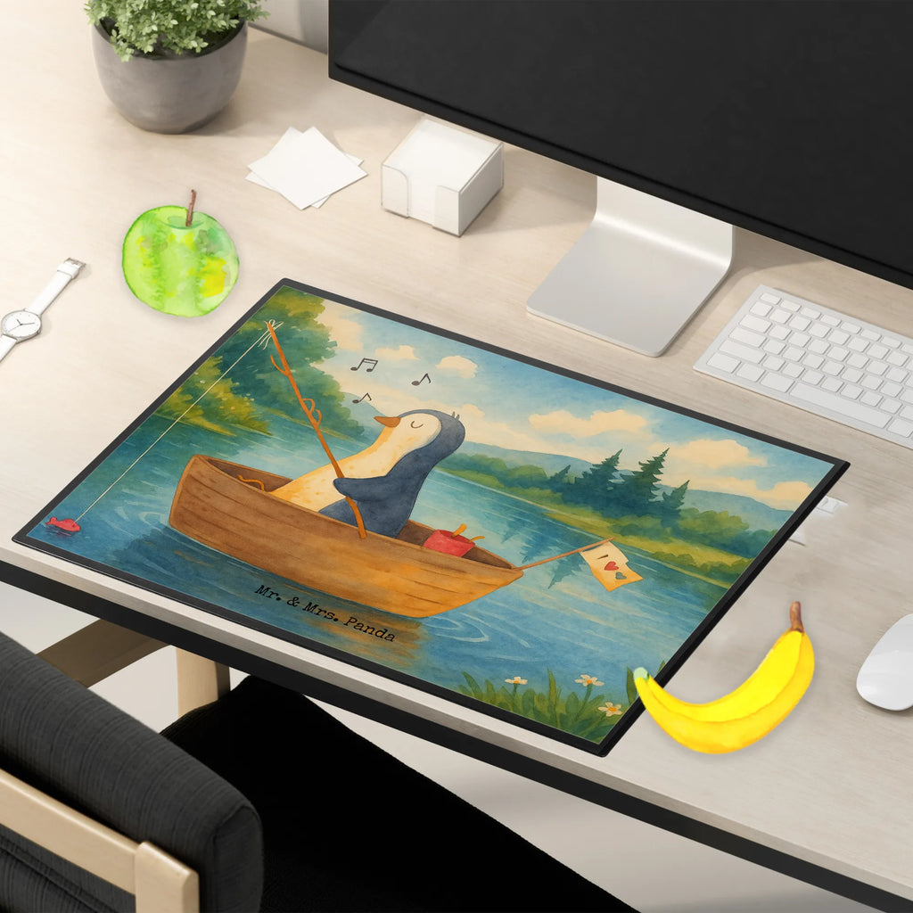 Schreibtischunterlage Pinguin Angelboot Design Schreibunterlage, Schreibtischauflage, Bürobedarf, Büroartikel, Schreibwaren, Schreibtisch Unterlagen, Schreibtischunterlage Groß, Pinguin, Pinguine, Angeln, Boot, Angelboot, Lebenslust, Leben, genießen, Motivation, Neustart, Neuanfang, Trennung, Scheidung, Geschenkidee Liebeskummer