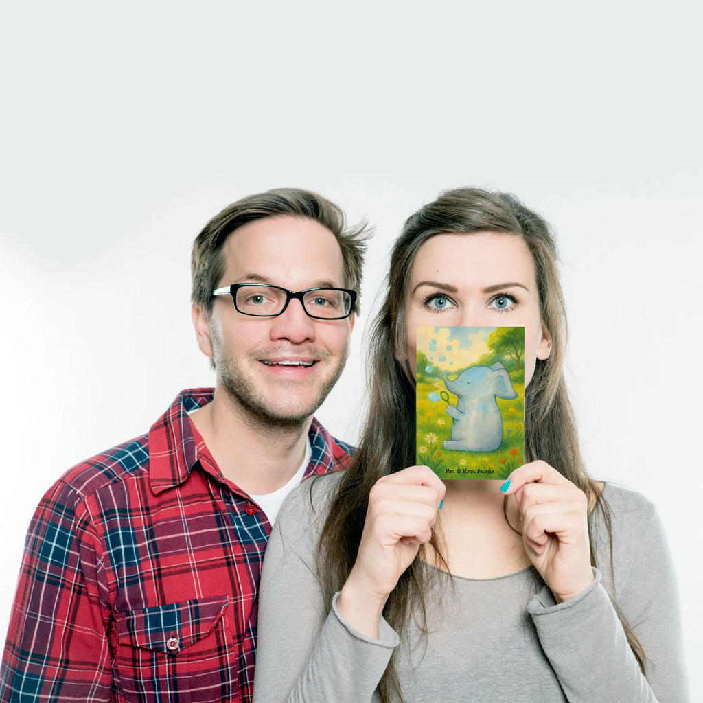 Postkarte Elefant Seifenblasen Design Postkarte, Karte, Geschenkkarte, Grußkarte, Einladung, Ansichtskarte, Geburtstagskarte, Einladungskarte, Dankeskarte, Ansichtskarten, Einladung Geburtstag, Einladungskarten Geburtstag, Tiermotive, Gute Laune, lustige Sprüche, Tiere, Elefant, Elefanten, Dickhäuter, Rüsseltier, Seifenblasen, Liebe, Heimat, Gefühl. Daheim, Liebesbeweis, Liebesspruch
